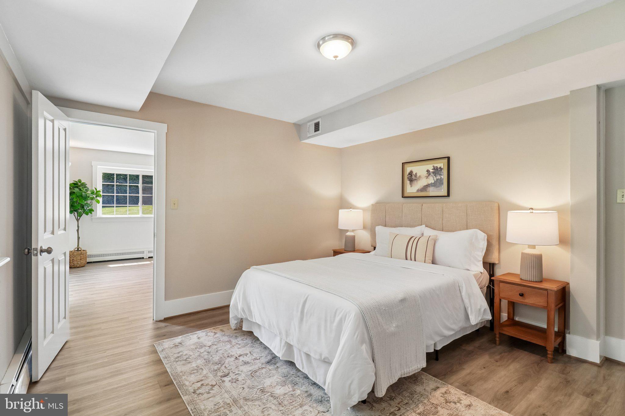SOUTHERN KNOLL FARMS - Residential