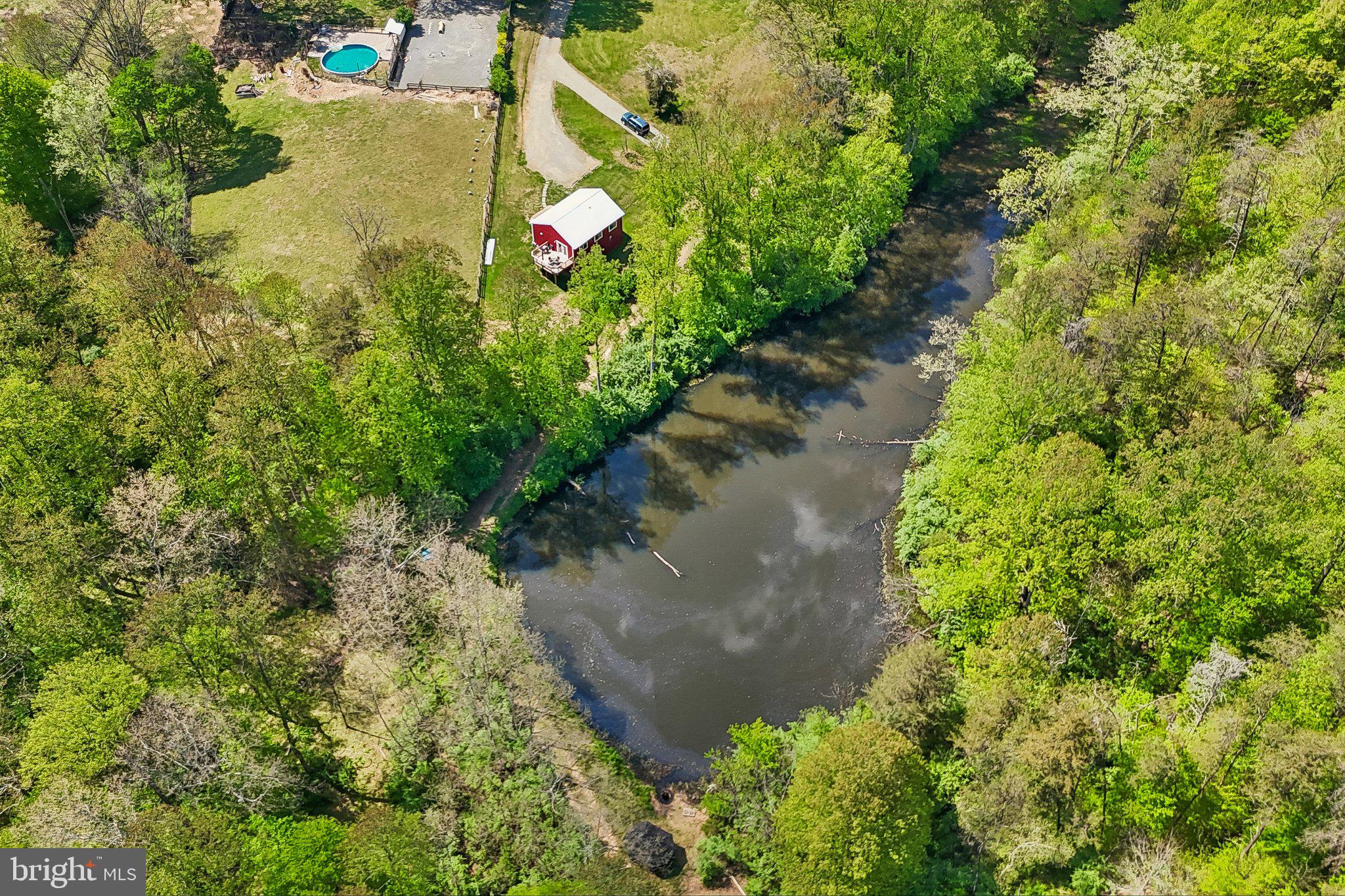 SOUTHERN KNOLL FARMS - Residential