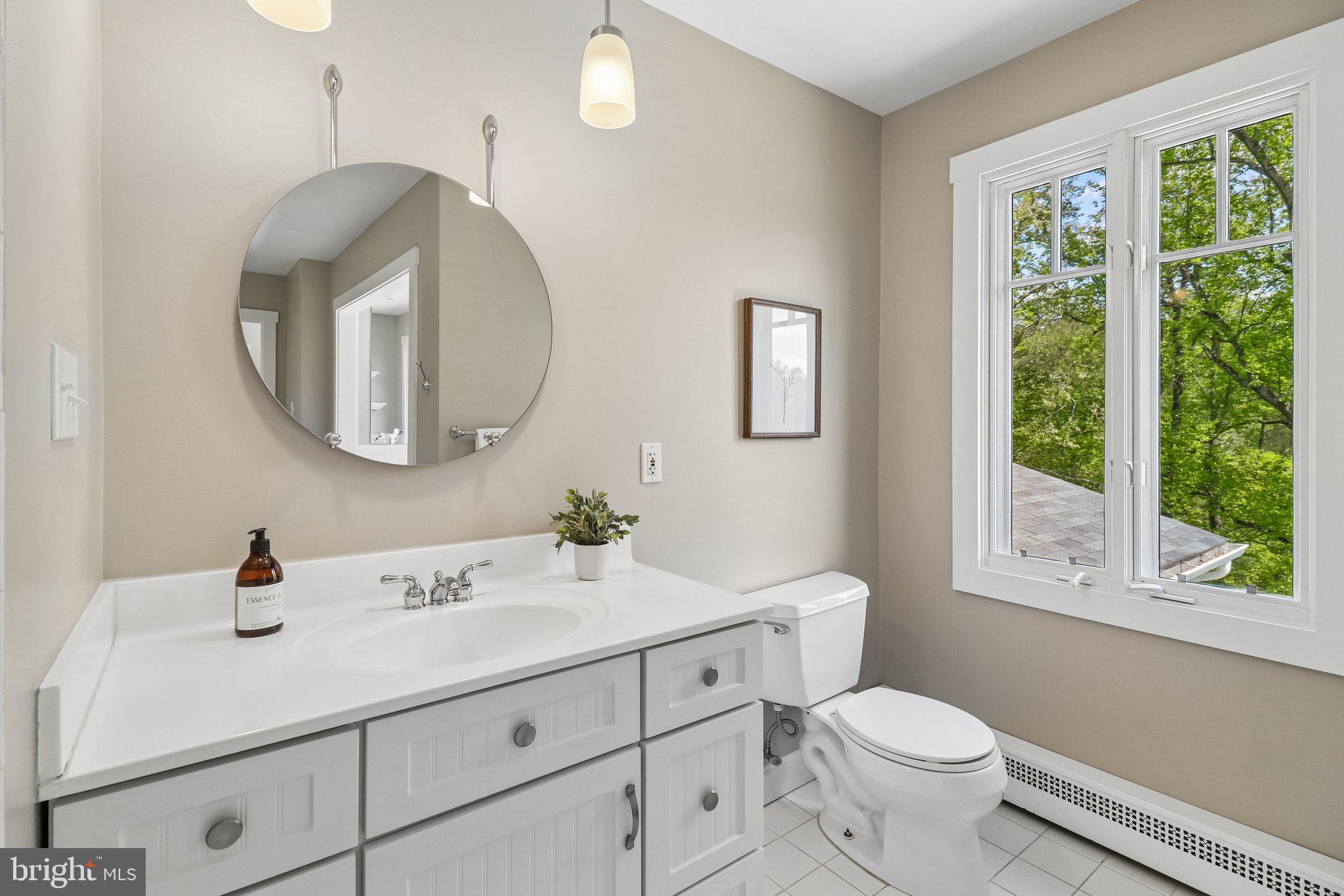 SOUTHERN KNOLL FARMS - Residential
