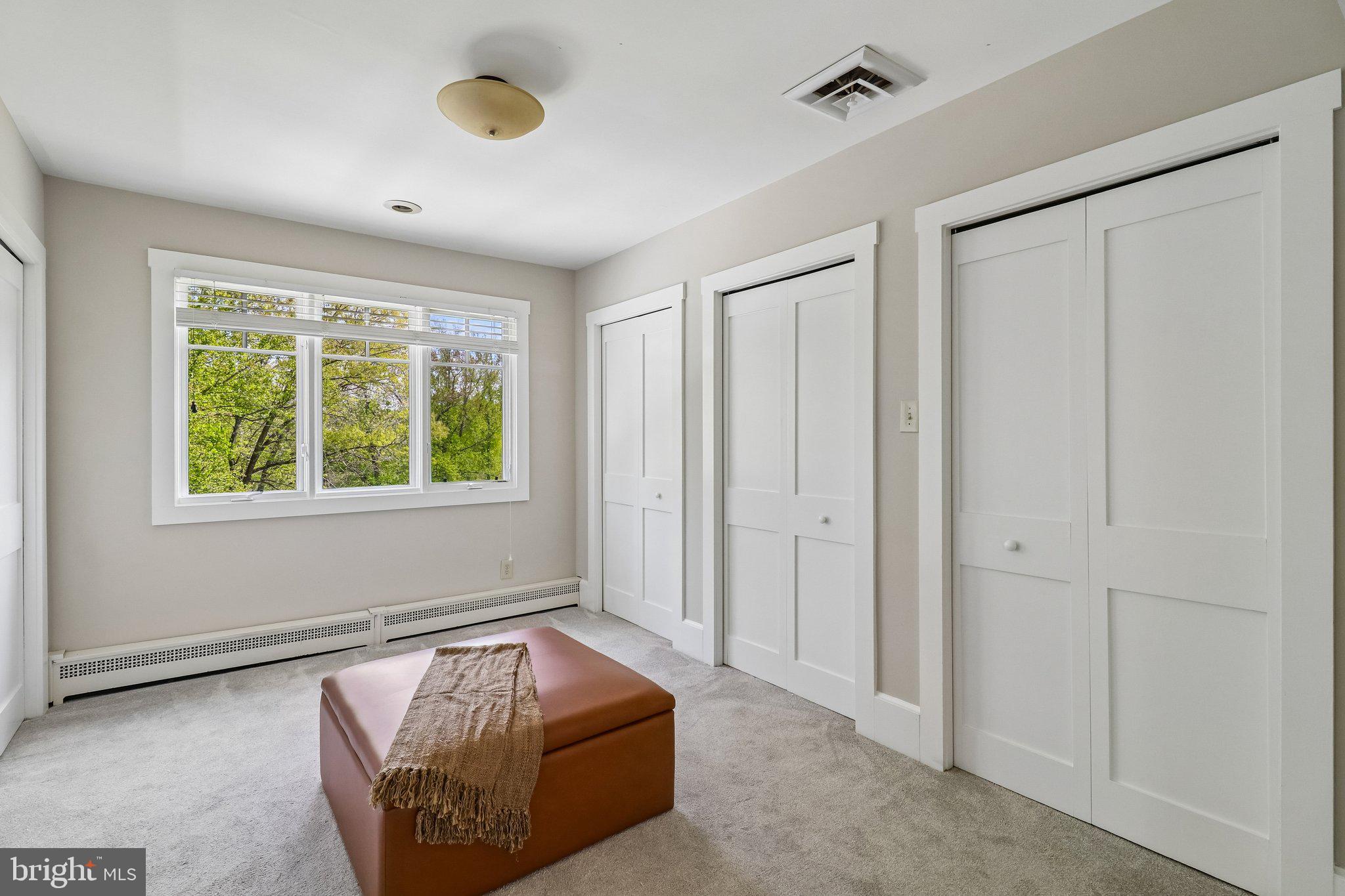 SOUTHERN KNOLL FARMS - Residential
