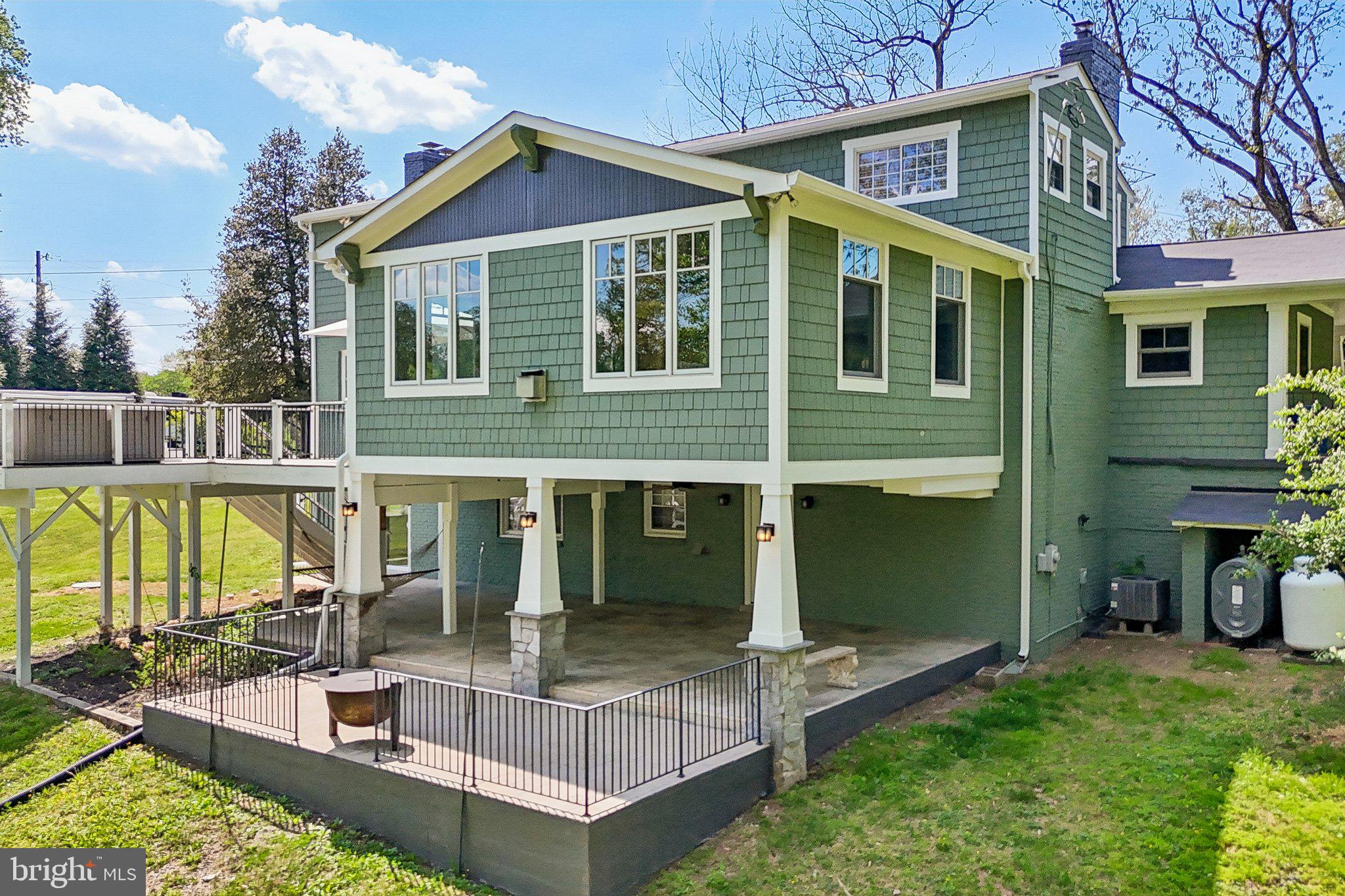 SOUTHERN KNOLL FARMS - Residential