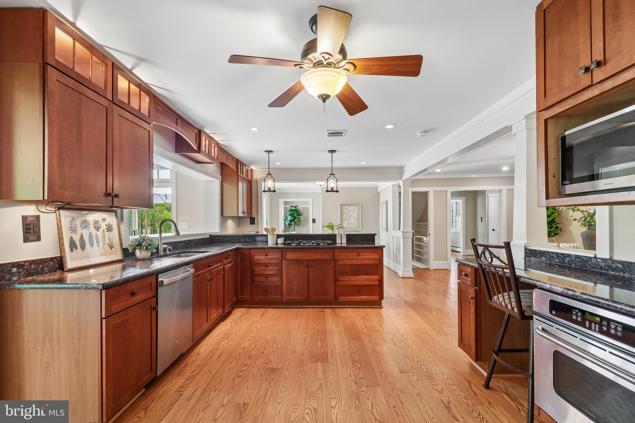 SOUTHERN KNOLL FARMS - Residential