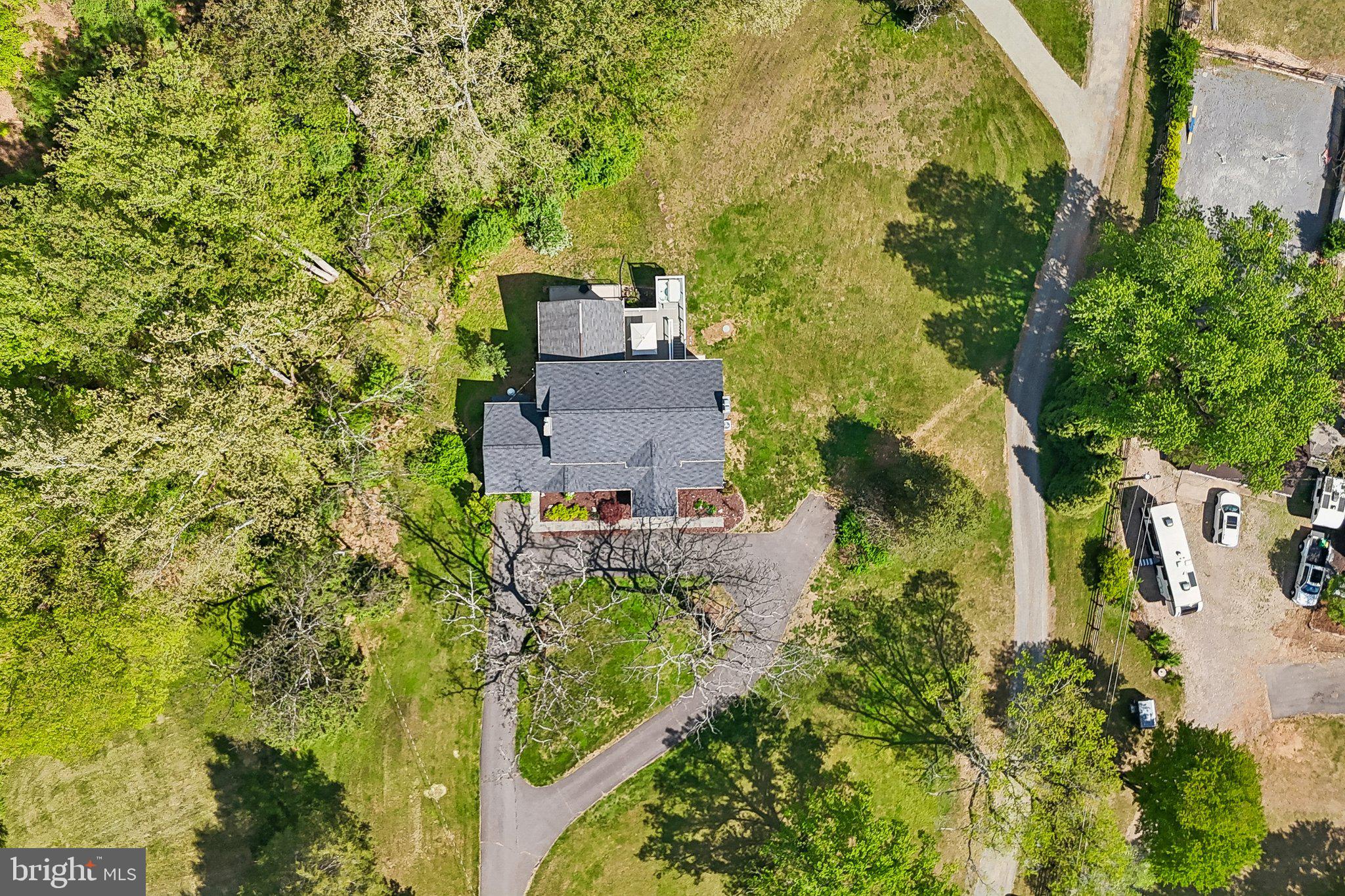SOUTHERN KNOLL FARMS - Residential