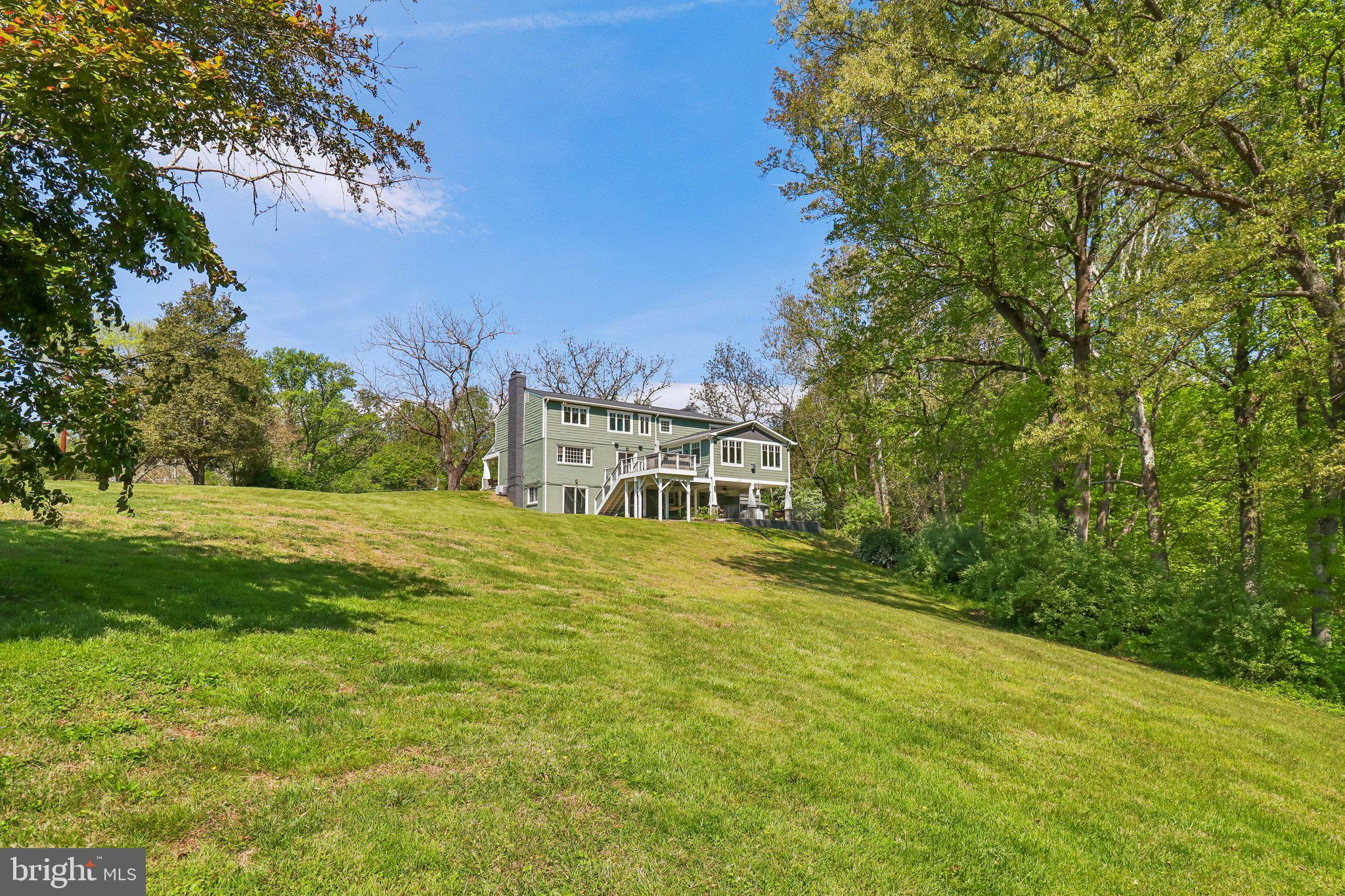 SOUTHERN KNOLL FARMS - Residential