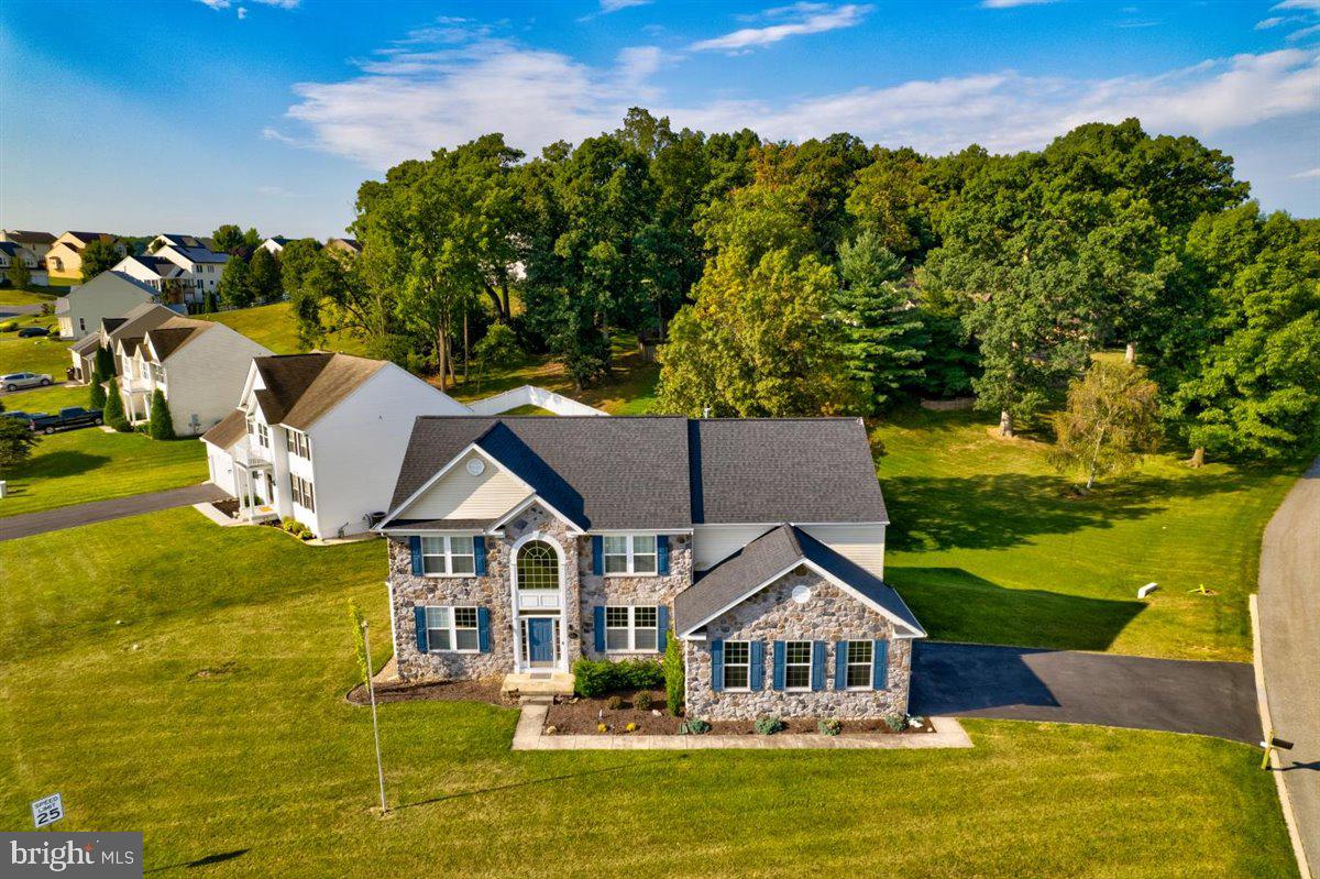 SADDLE RIDGE ESTATES - Residential