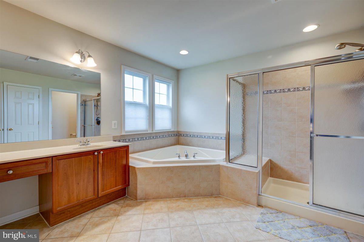 SADDLE RIDGE ESTATES - Residential