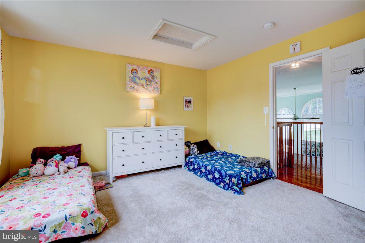 SADDLE RIDGE ESTATES - Residential
