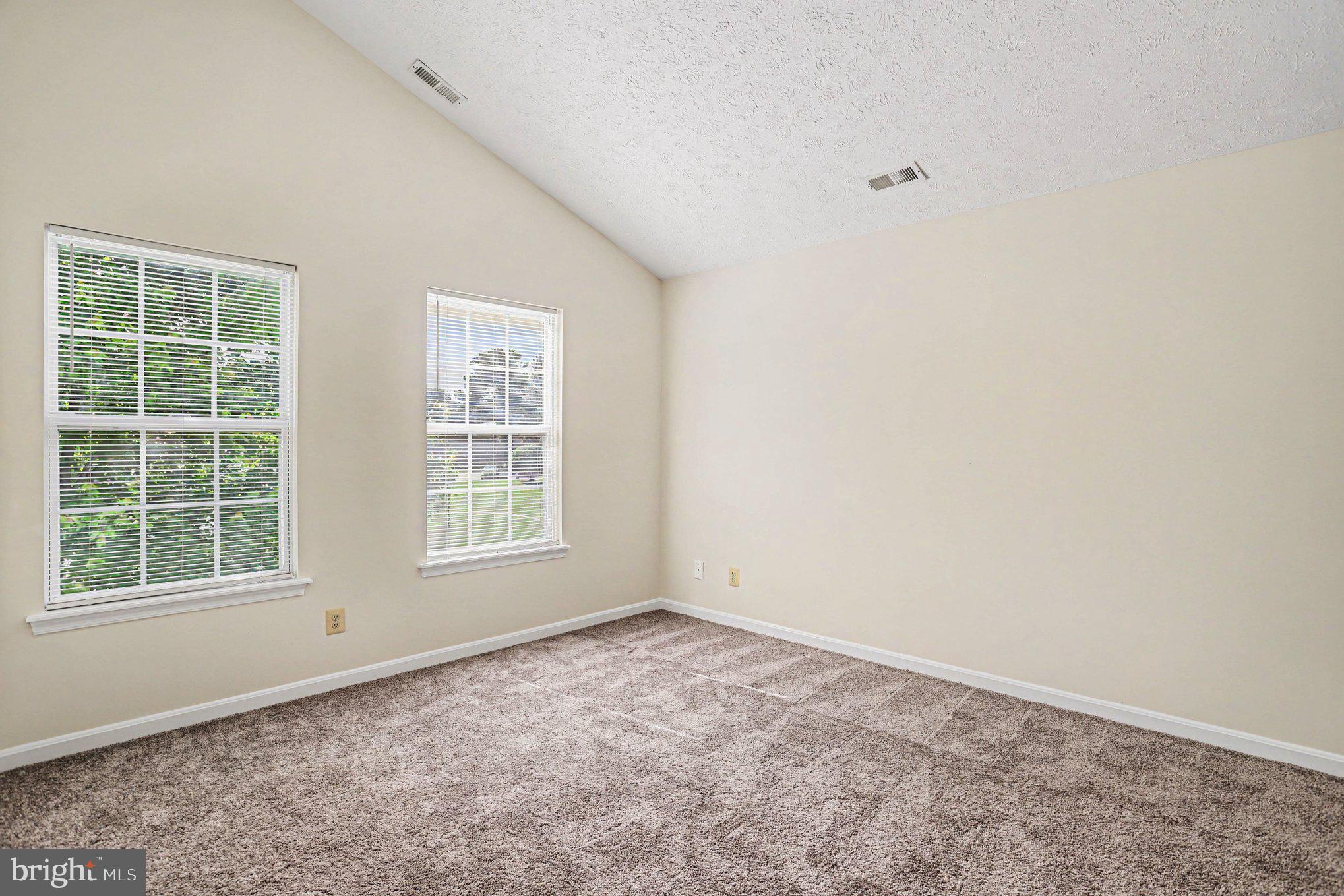 BAYLAND CONDO - Residential