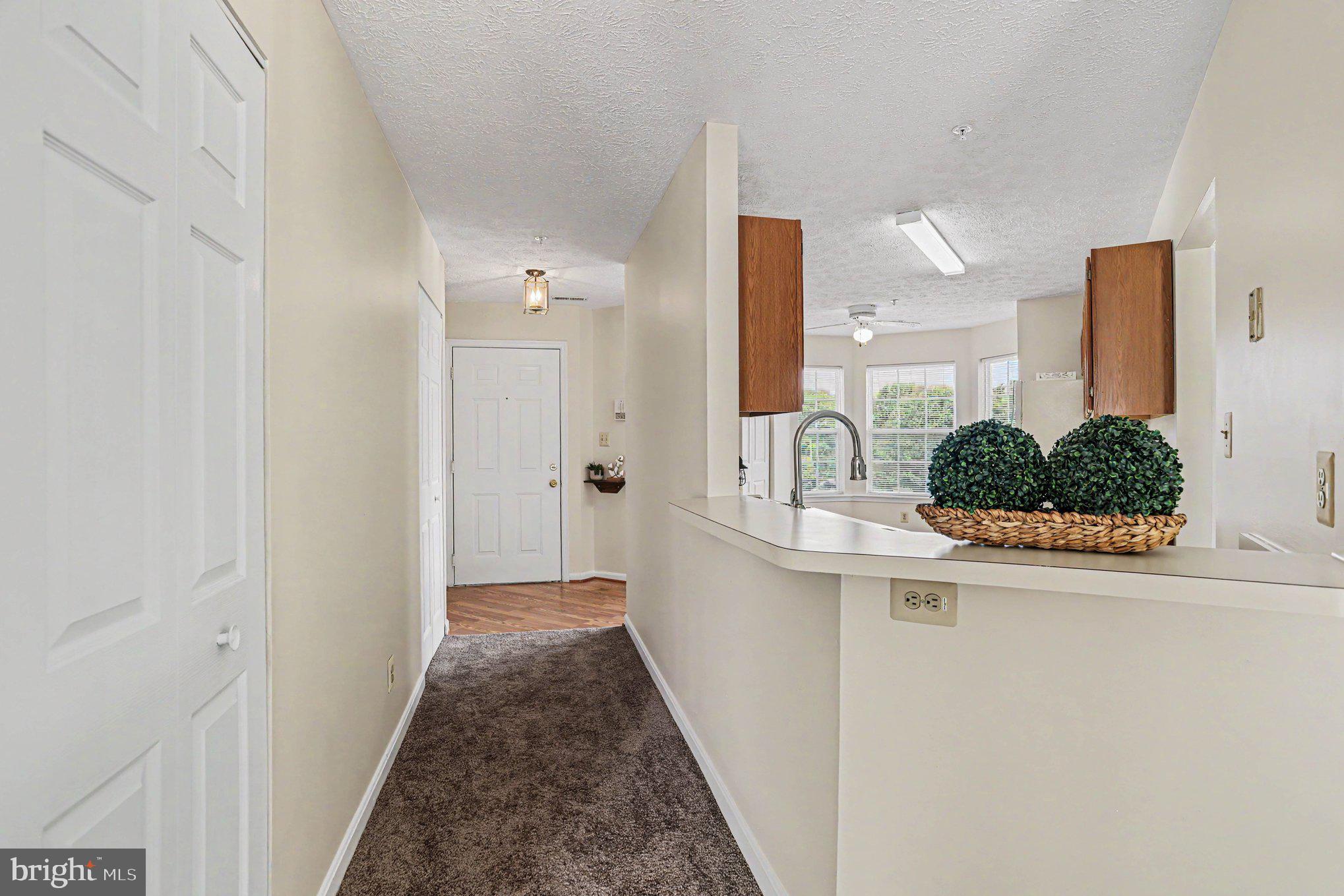 BAYLAND CONDO - Residential