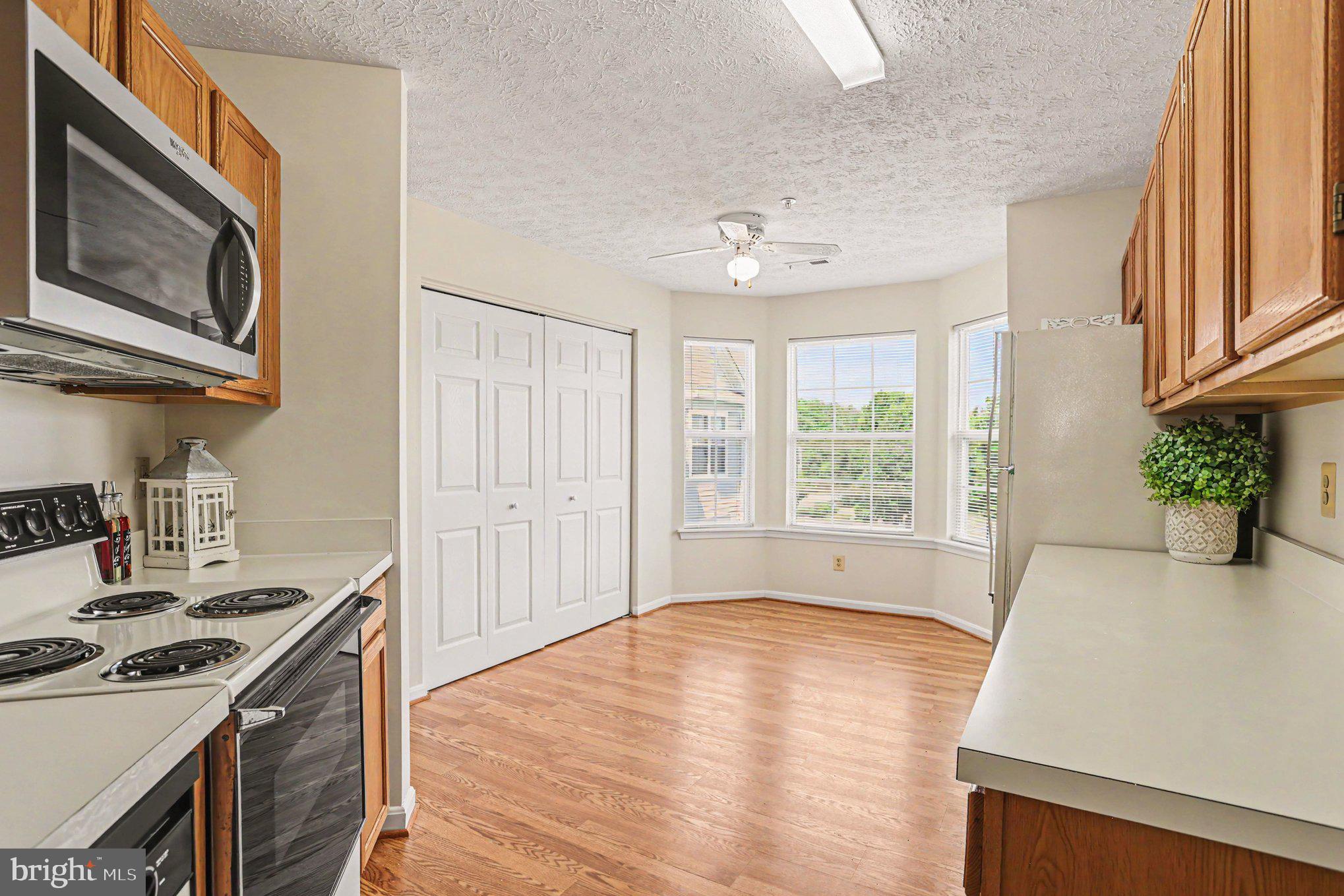 BAYLAND CONDO - Residential