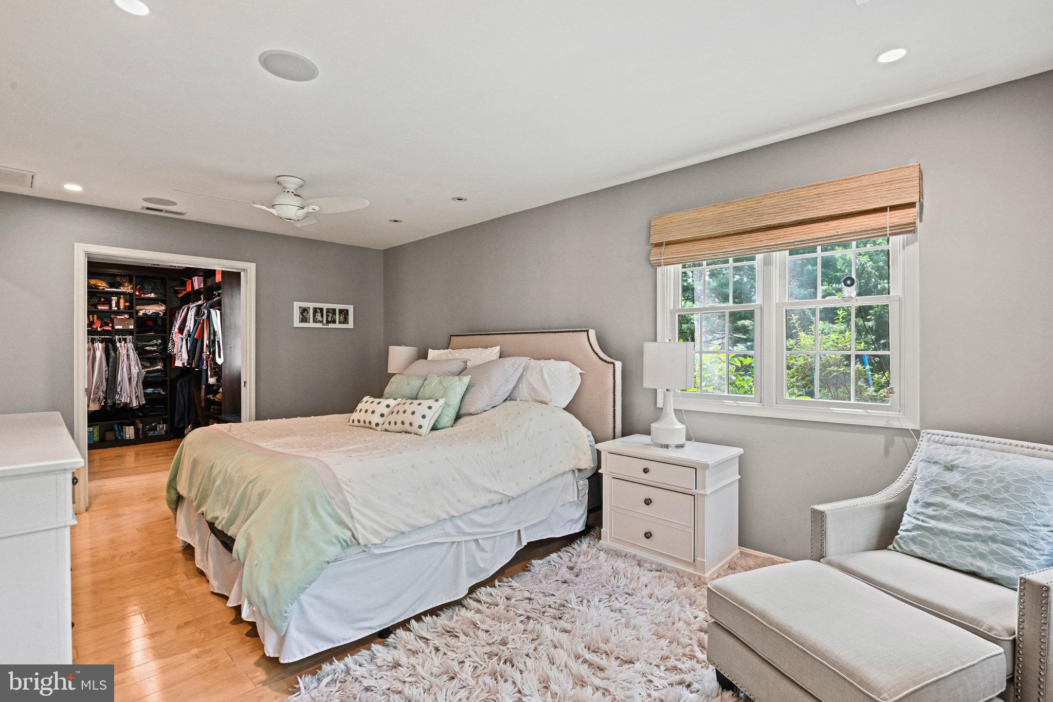 OAKDALE PARK - Residential Lease