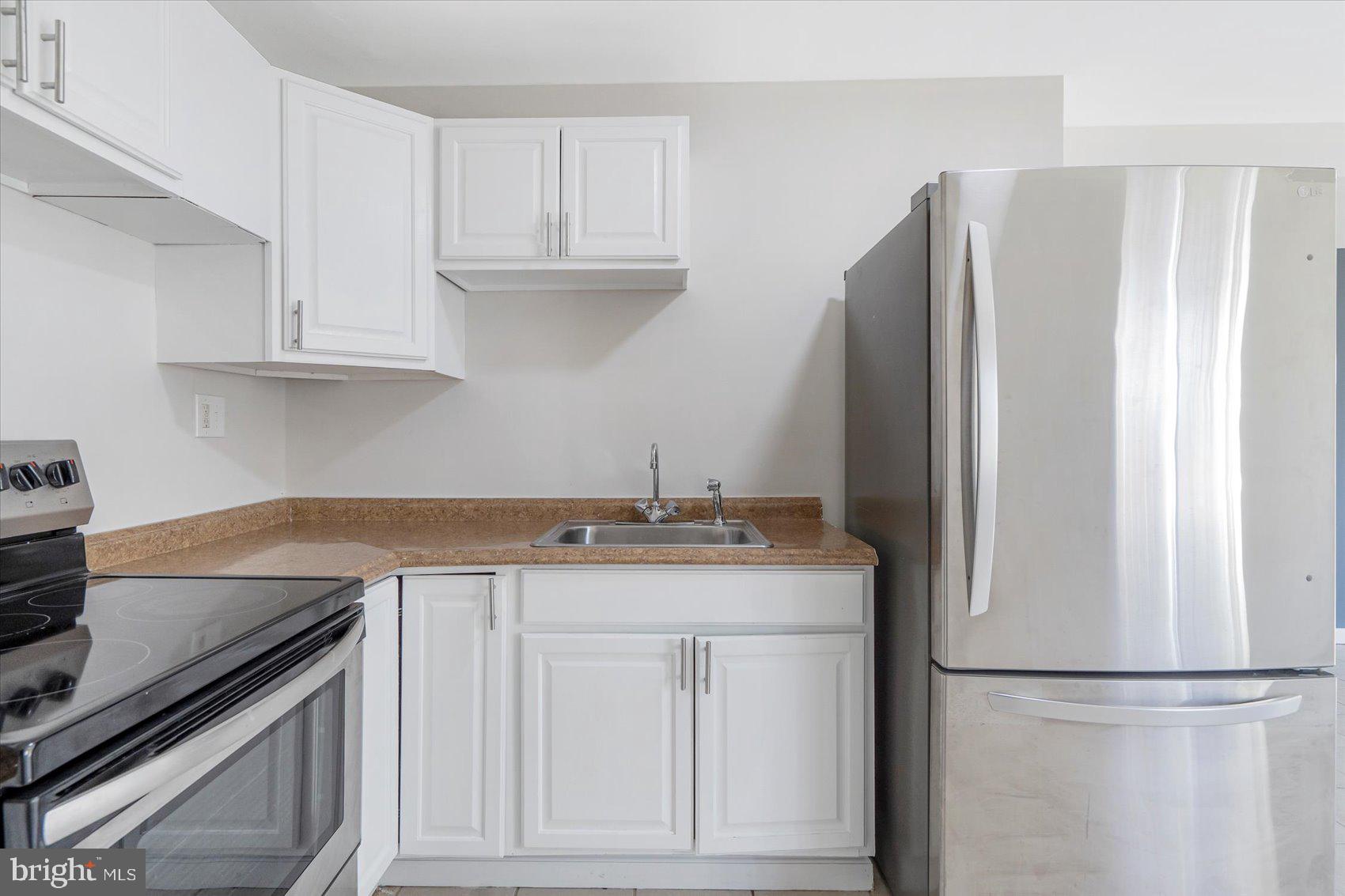 MIDDLE RIVER - Residential