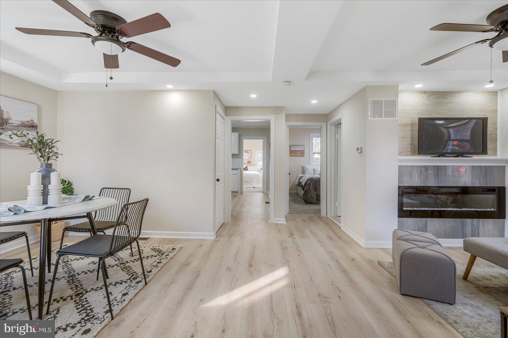 MIDDLE RIVER - Residential