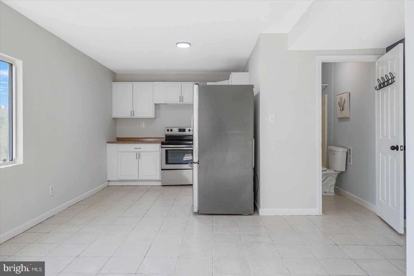 MIDDLE RIVER - Residential