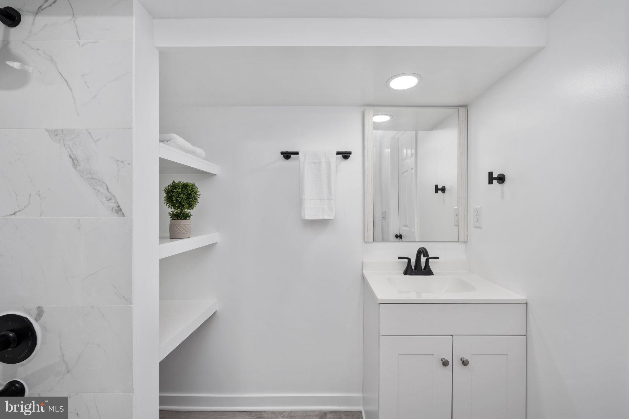 BOWLING GREEN - Residential
