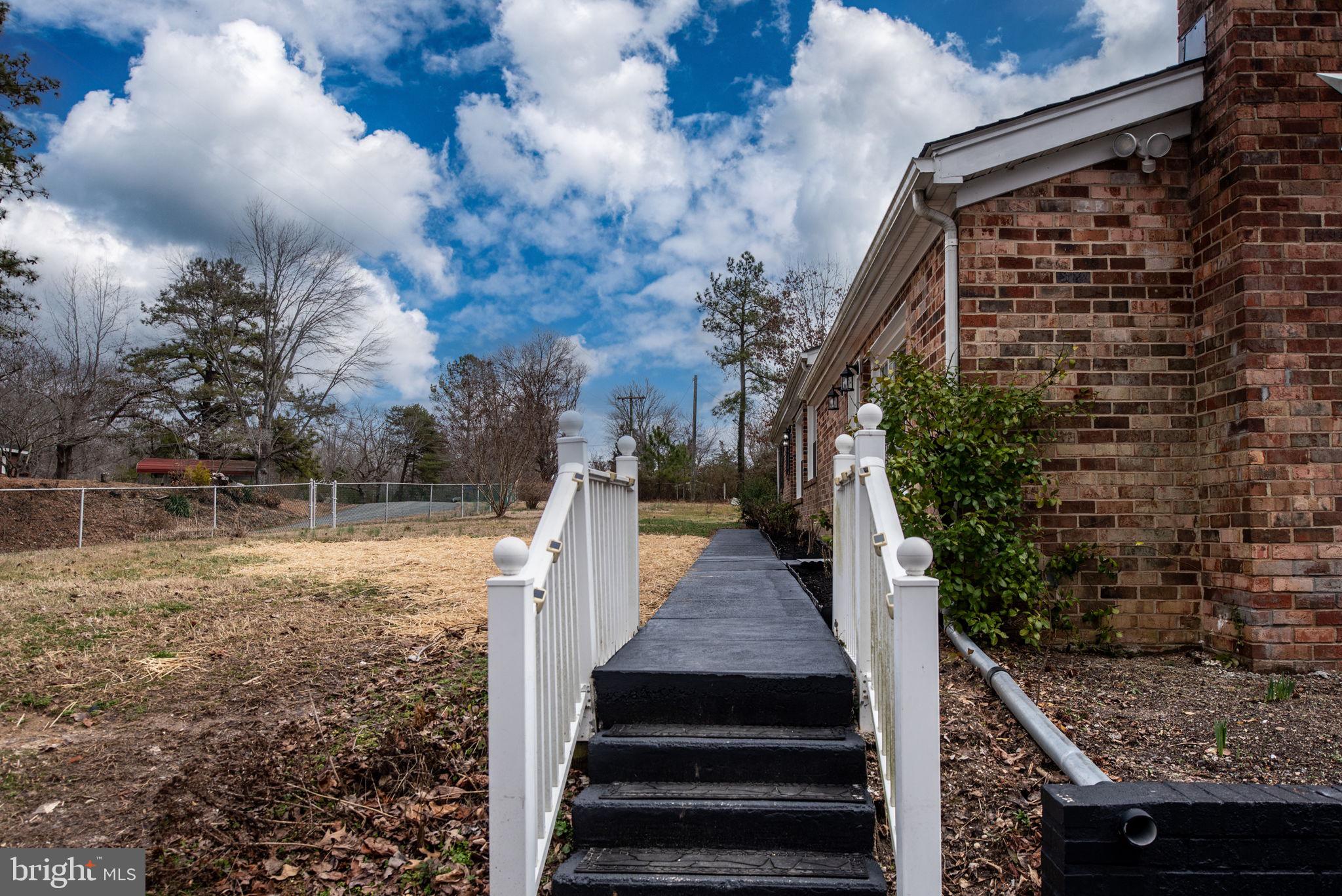 BOWLING GREEN - Residential