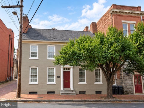 Condo For Rent - 209 Hanover Street<br/> FREDERICKSBURG, VA 22401