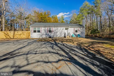 207 Bells Lake Road, Turnersville, NJ 08012 - MLS#: NJGL2054120