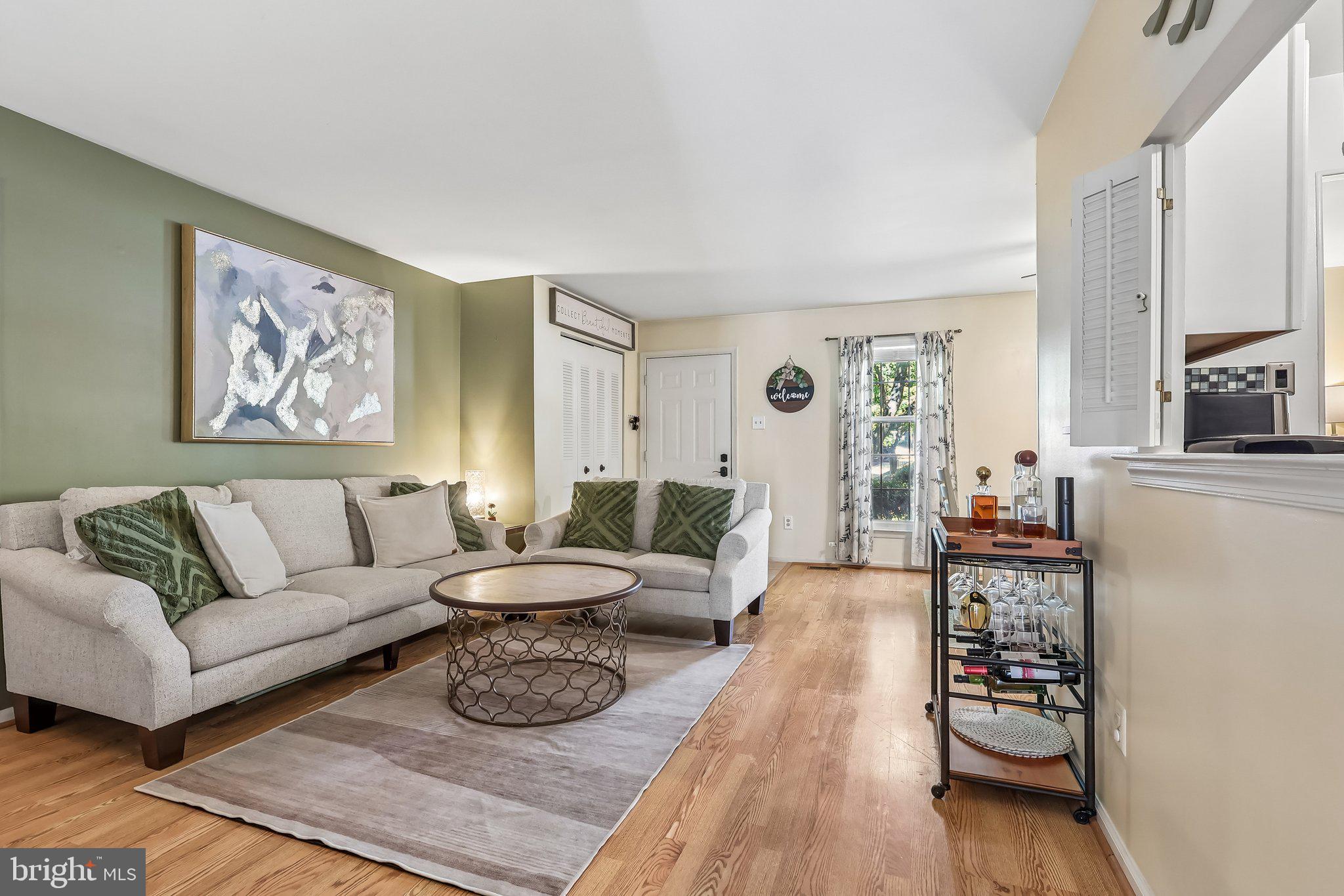 1009 ROUNDHOUSE COURT 3