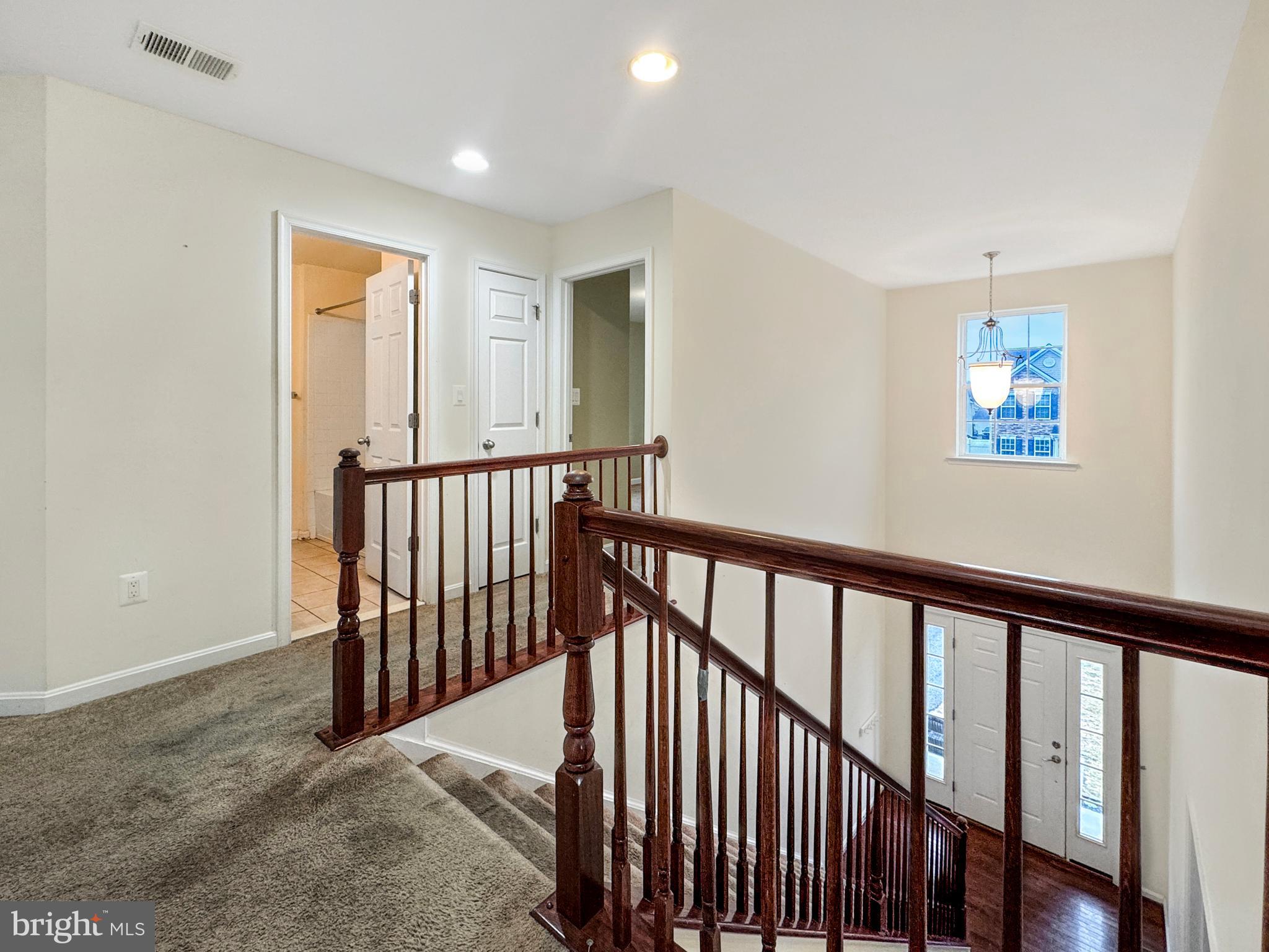 NORTH BROOK - Residential