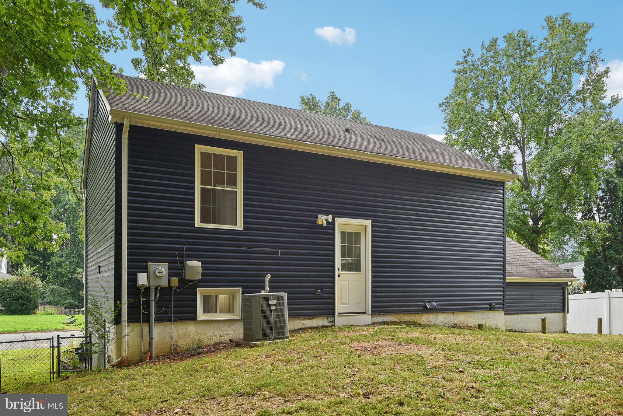 DALE CITY - Residential