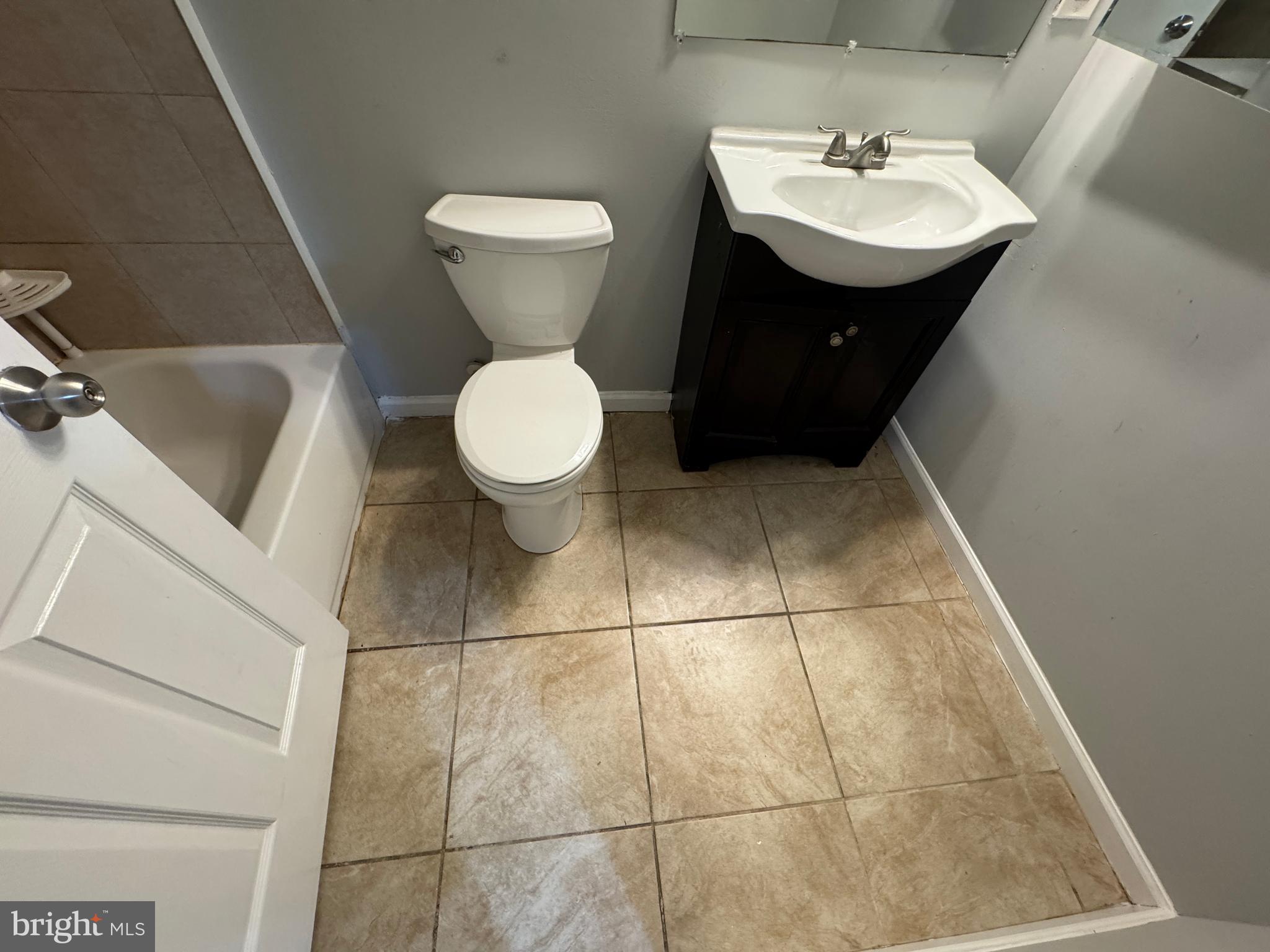 EASTWOOD HEIGHTS - Residential Lease