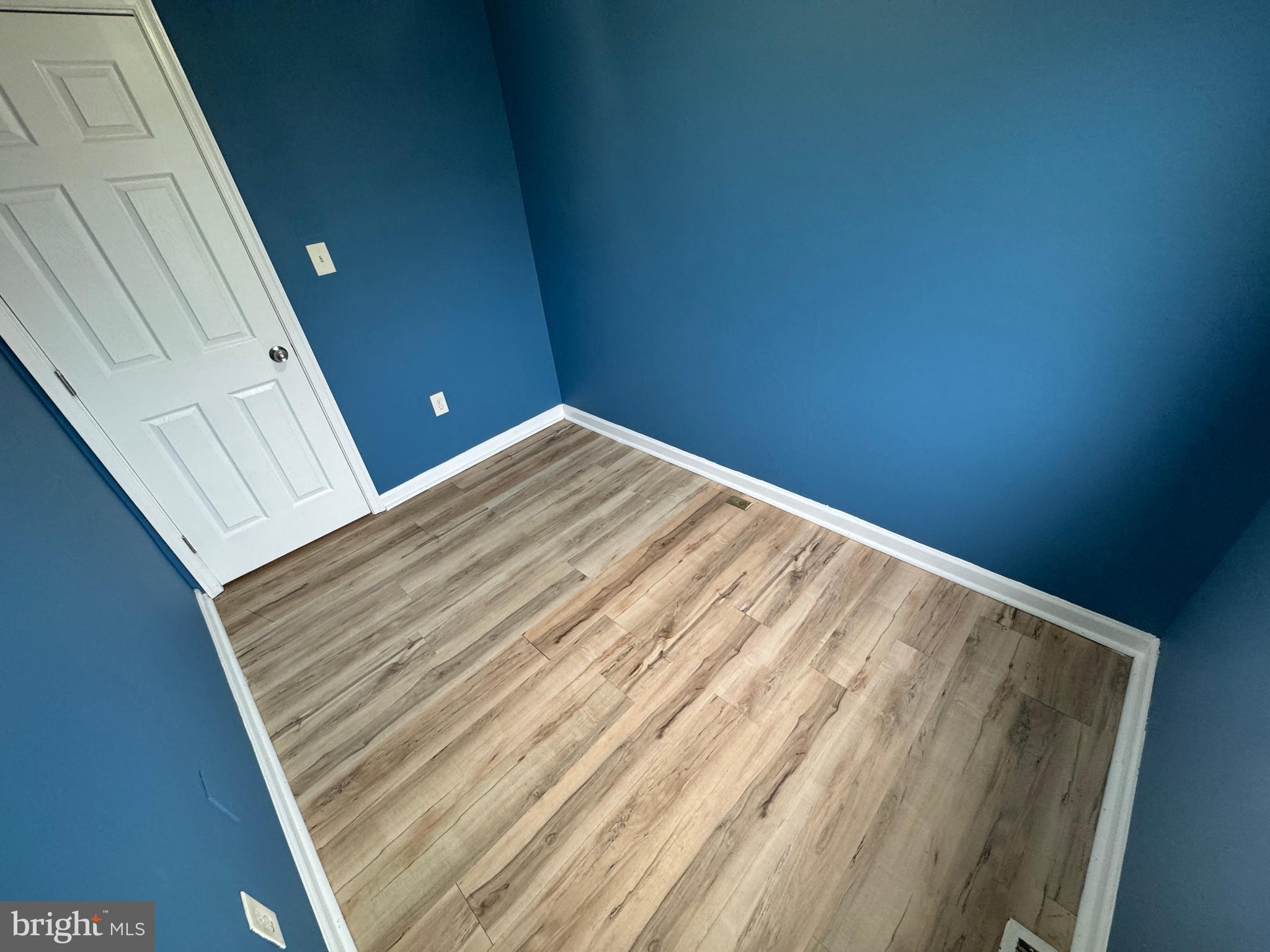 EASTWOOD HEIGHTS - Residential Lease