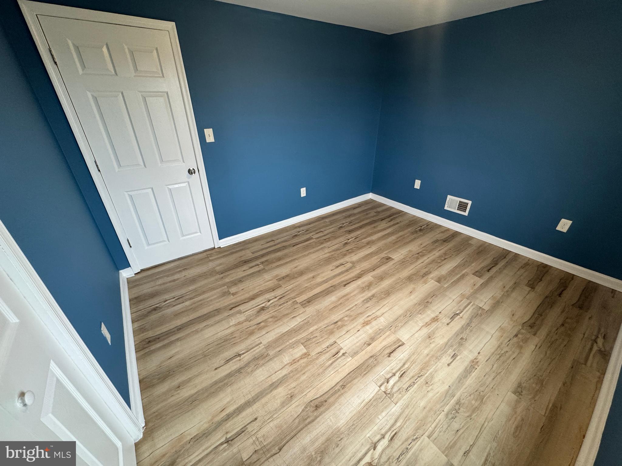 EASTWOOD HEIGHTS - Residential Lease