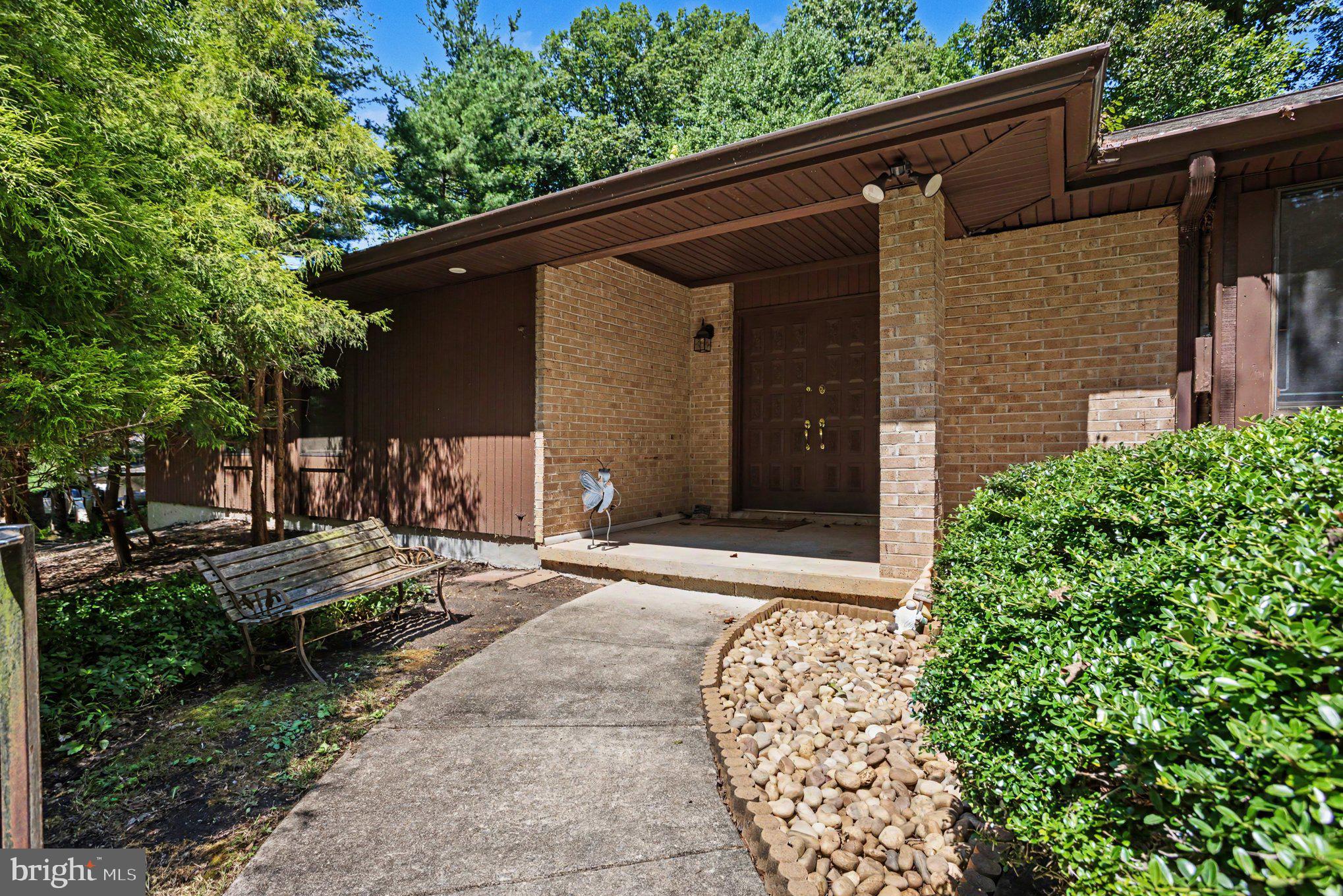 2306 CAVES ROAD