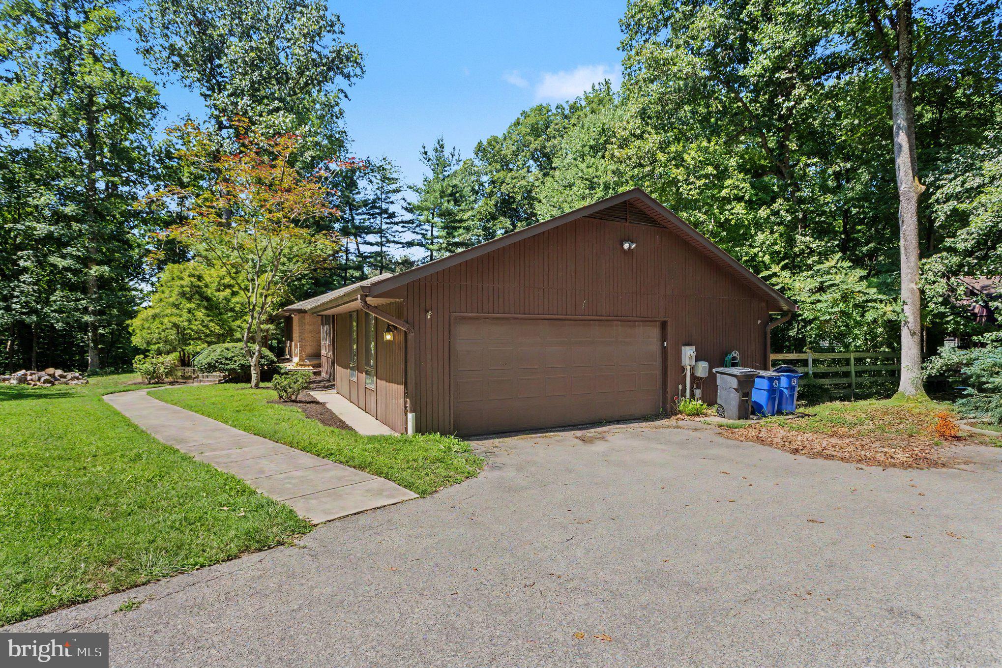 2306 CAVES ROAD