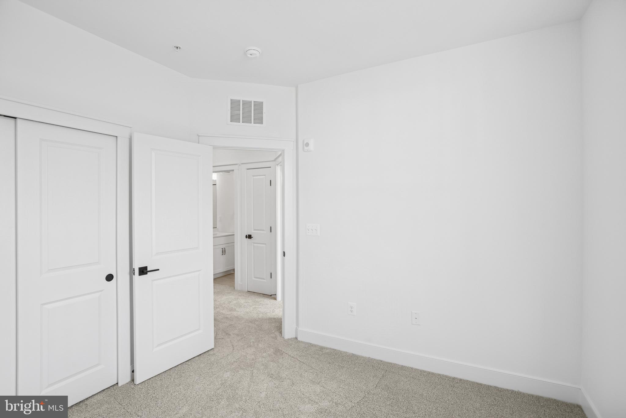 LOCKE LANDING - Residential