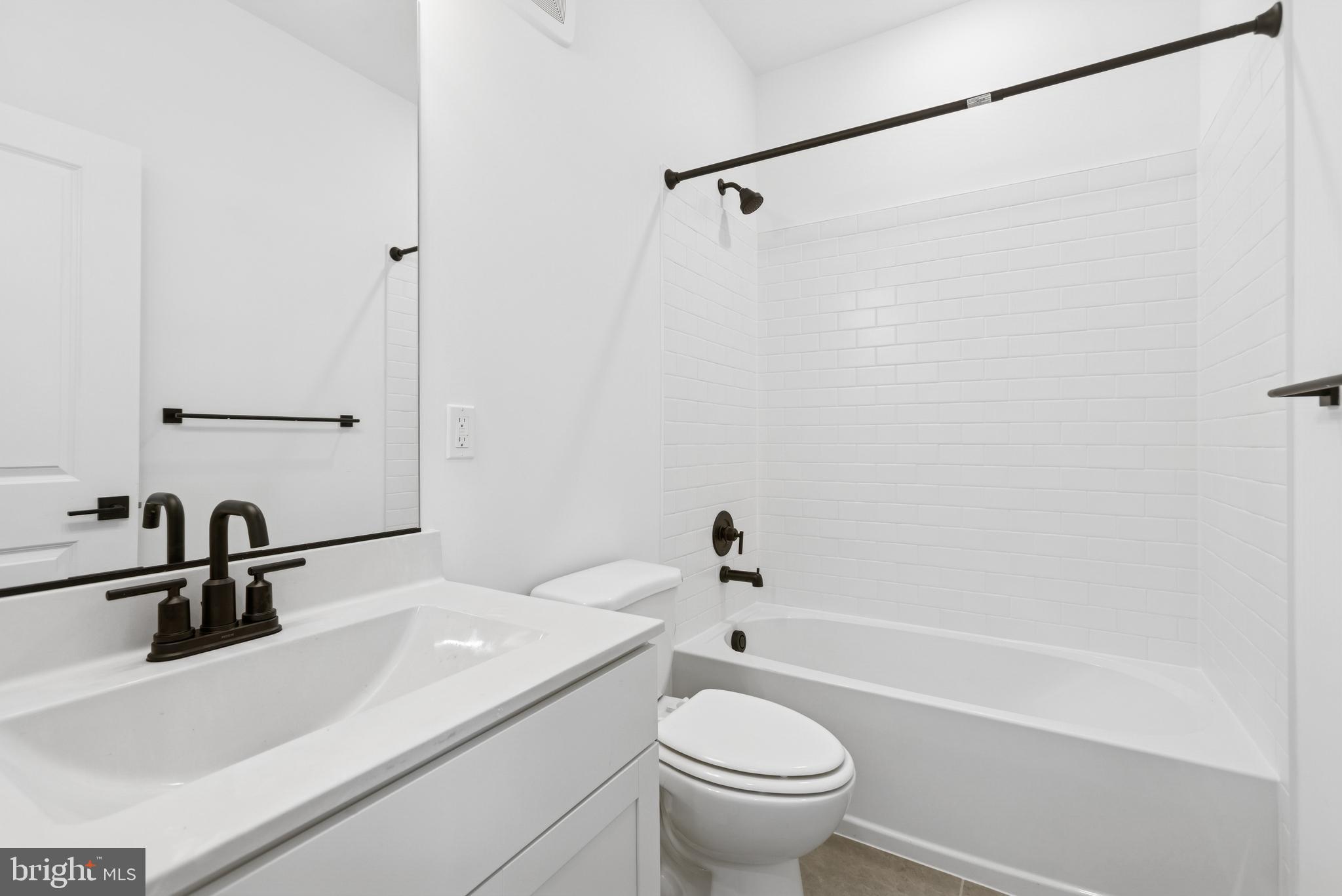 LOCKE LANDING - Residential