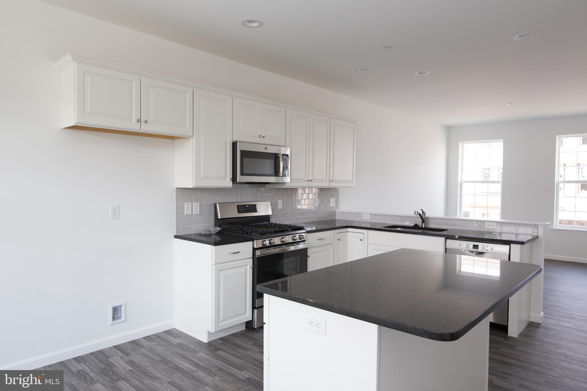 HANBURY COURT - Residential Lease