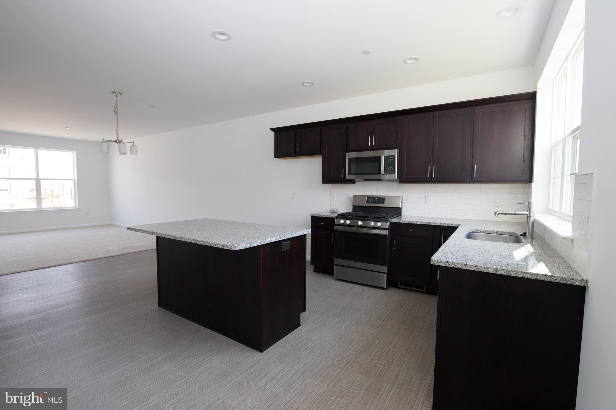 HANBURY COURT - Residential Lease