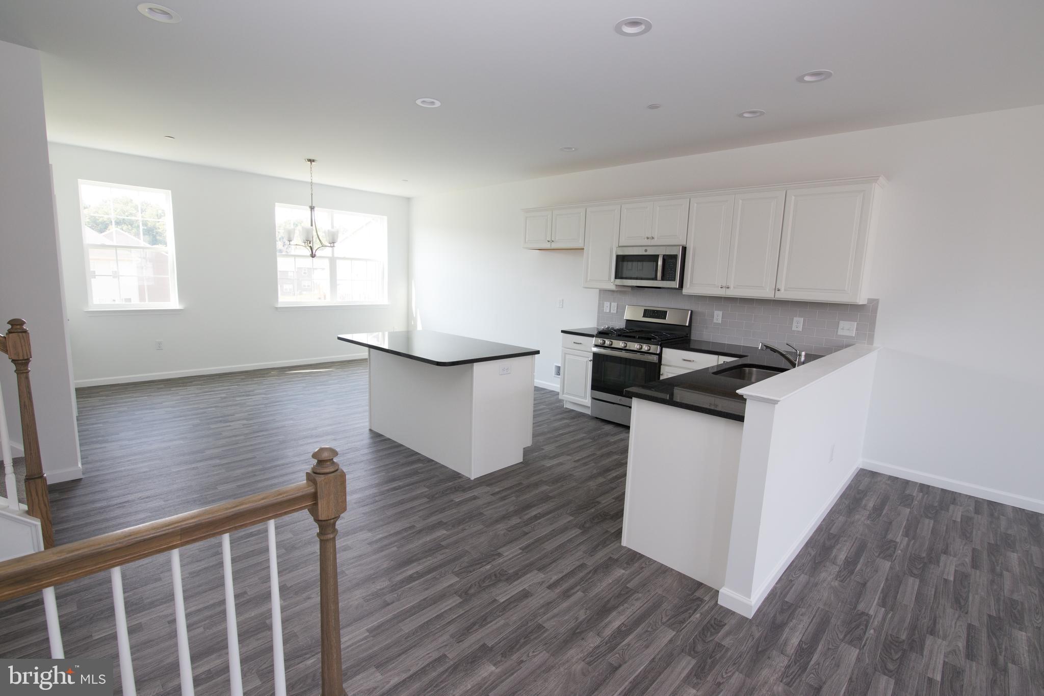 HANBURY COURT - Residential Lease