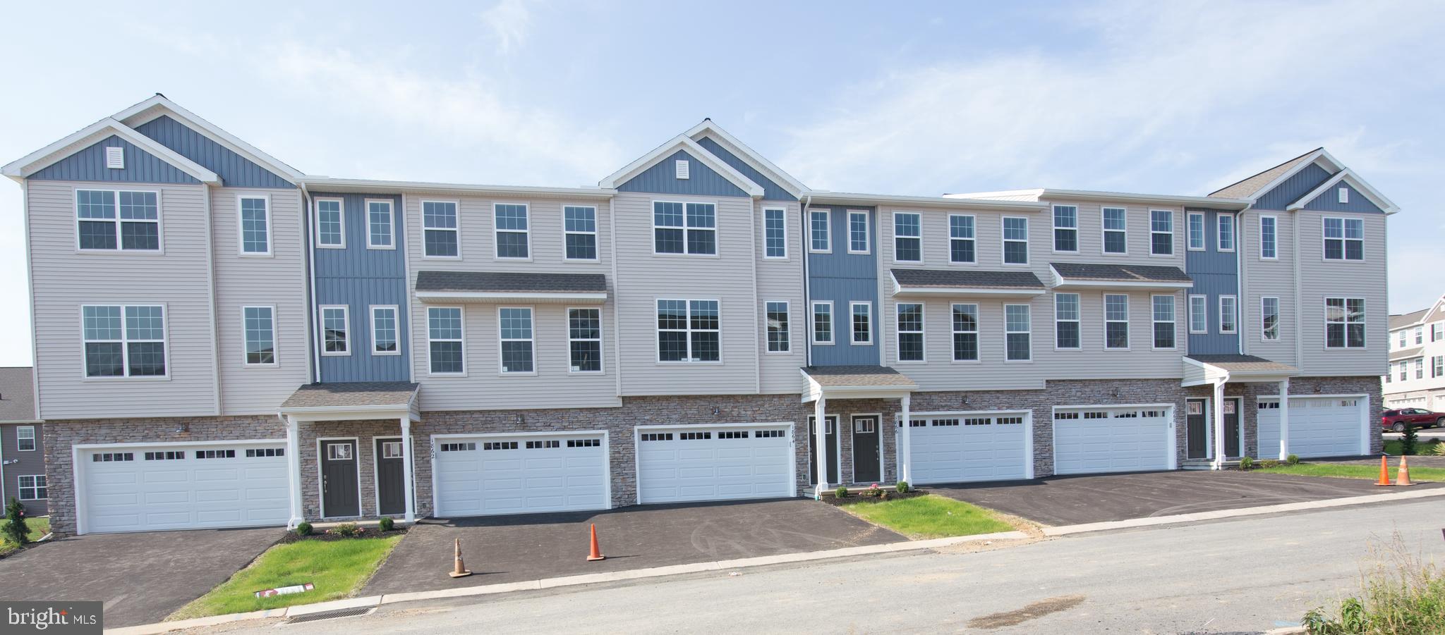 HANBURY COURT - Residential Lease