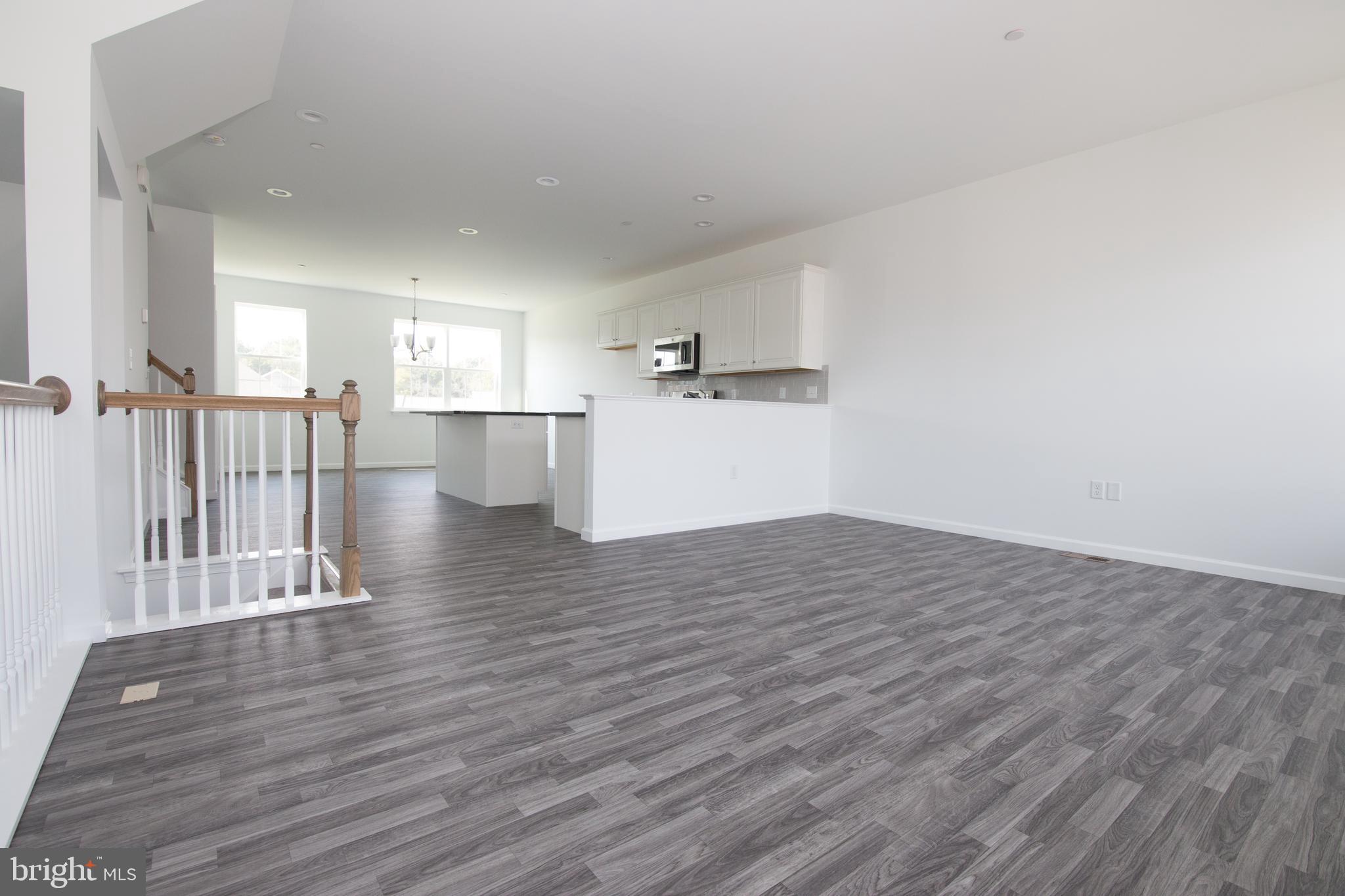 HANBURY COURT - Residential Lease