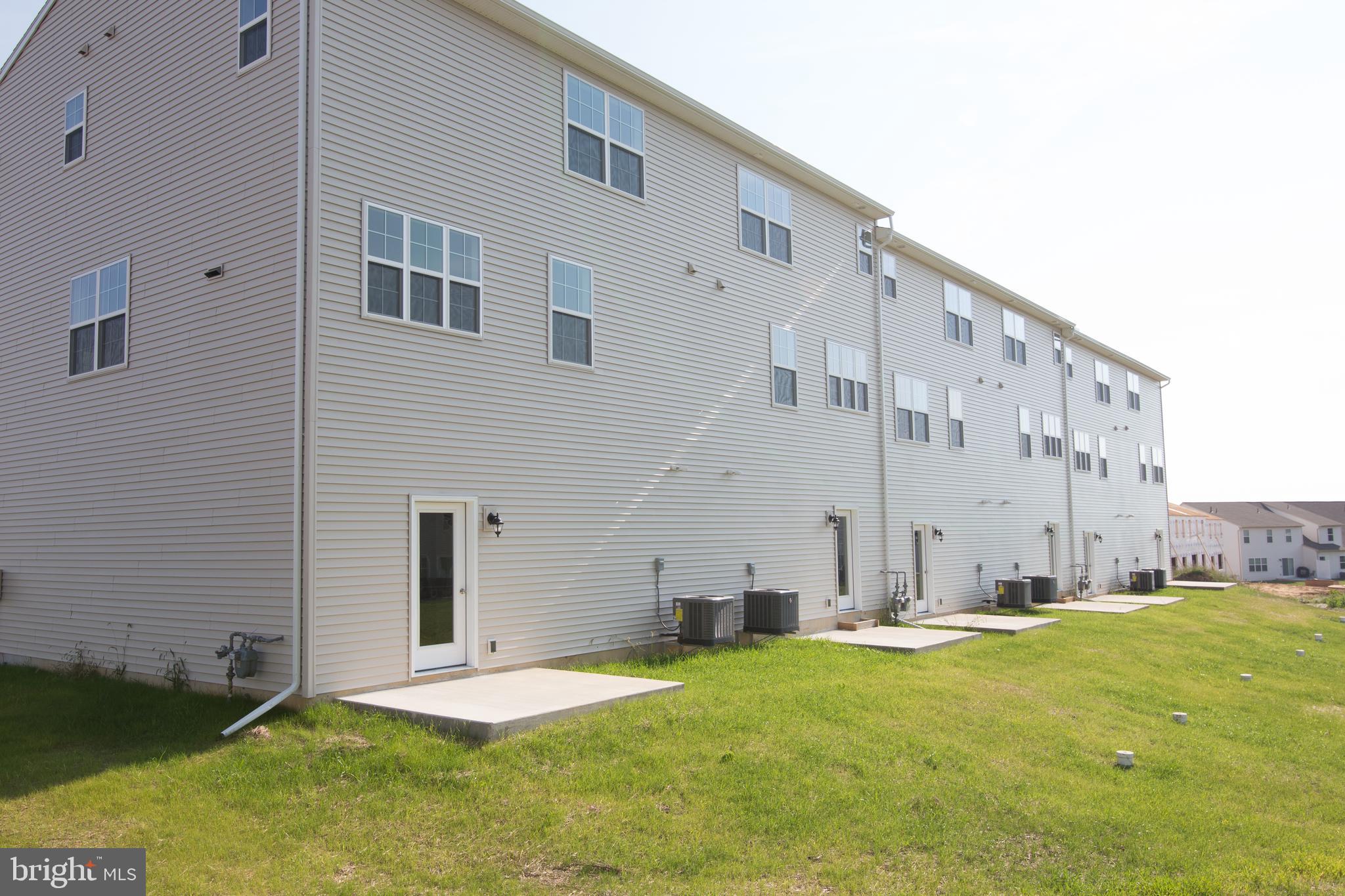 HANBURY COURT - Residential Lease