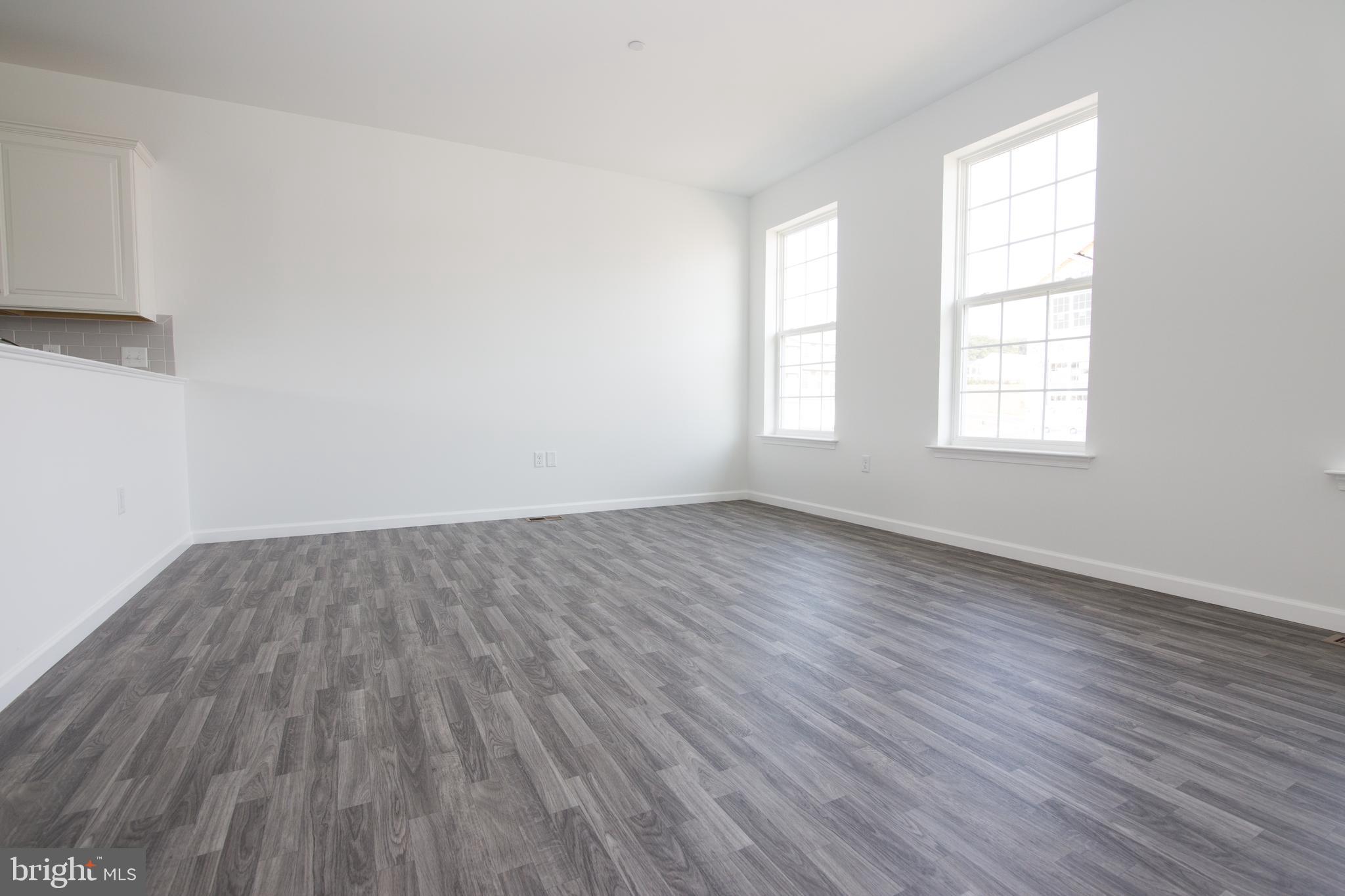 HANBURY COURT - Residential Lease