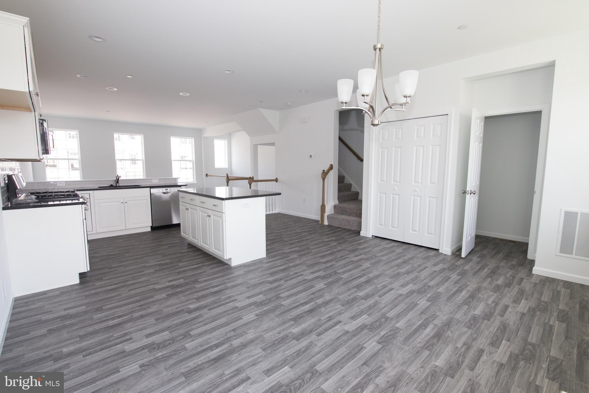 HANBURY COURT - Residential Lease