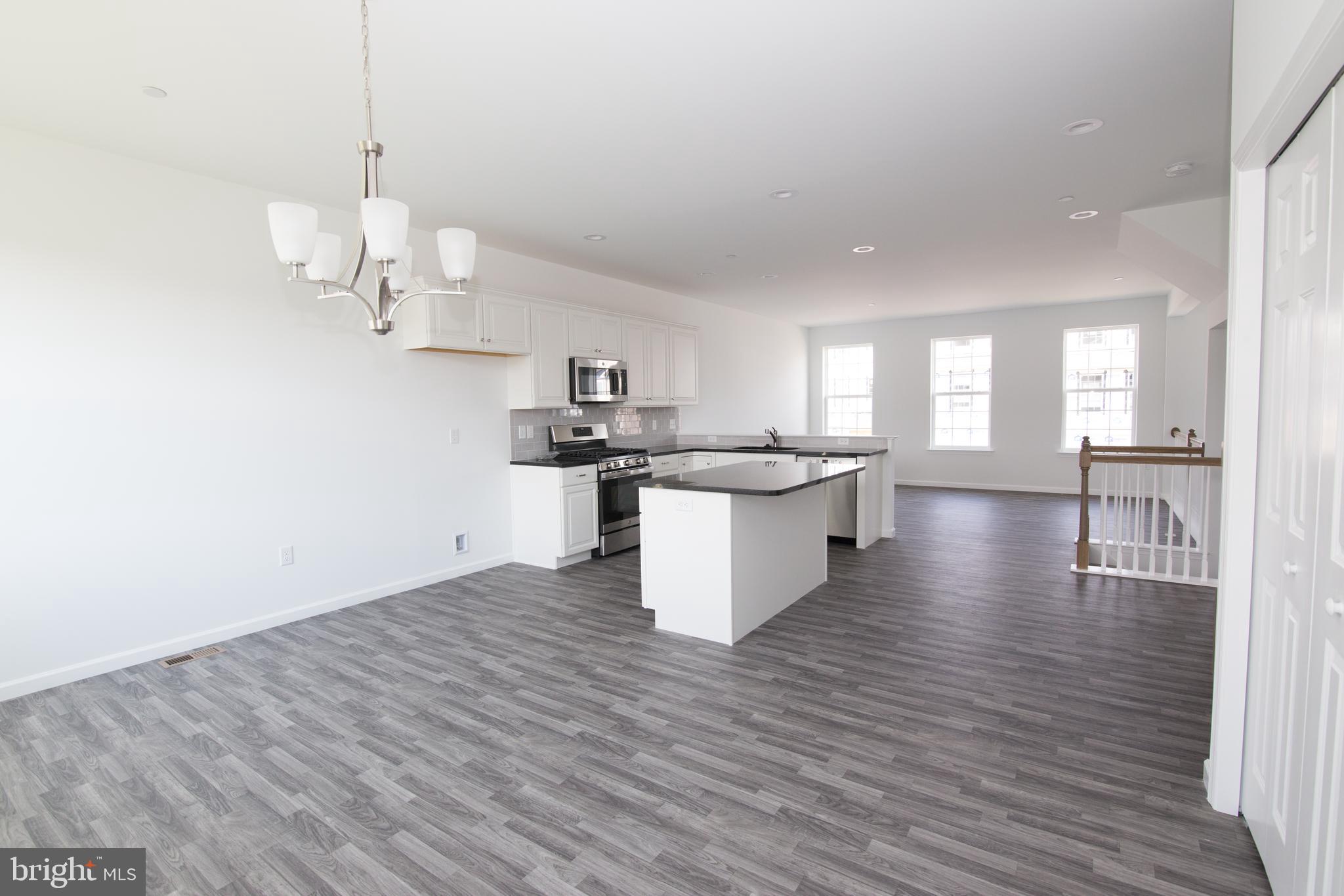 HANBURY COURT - Residential Lease