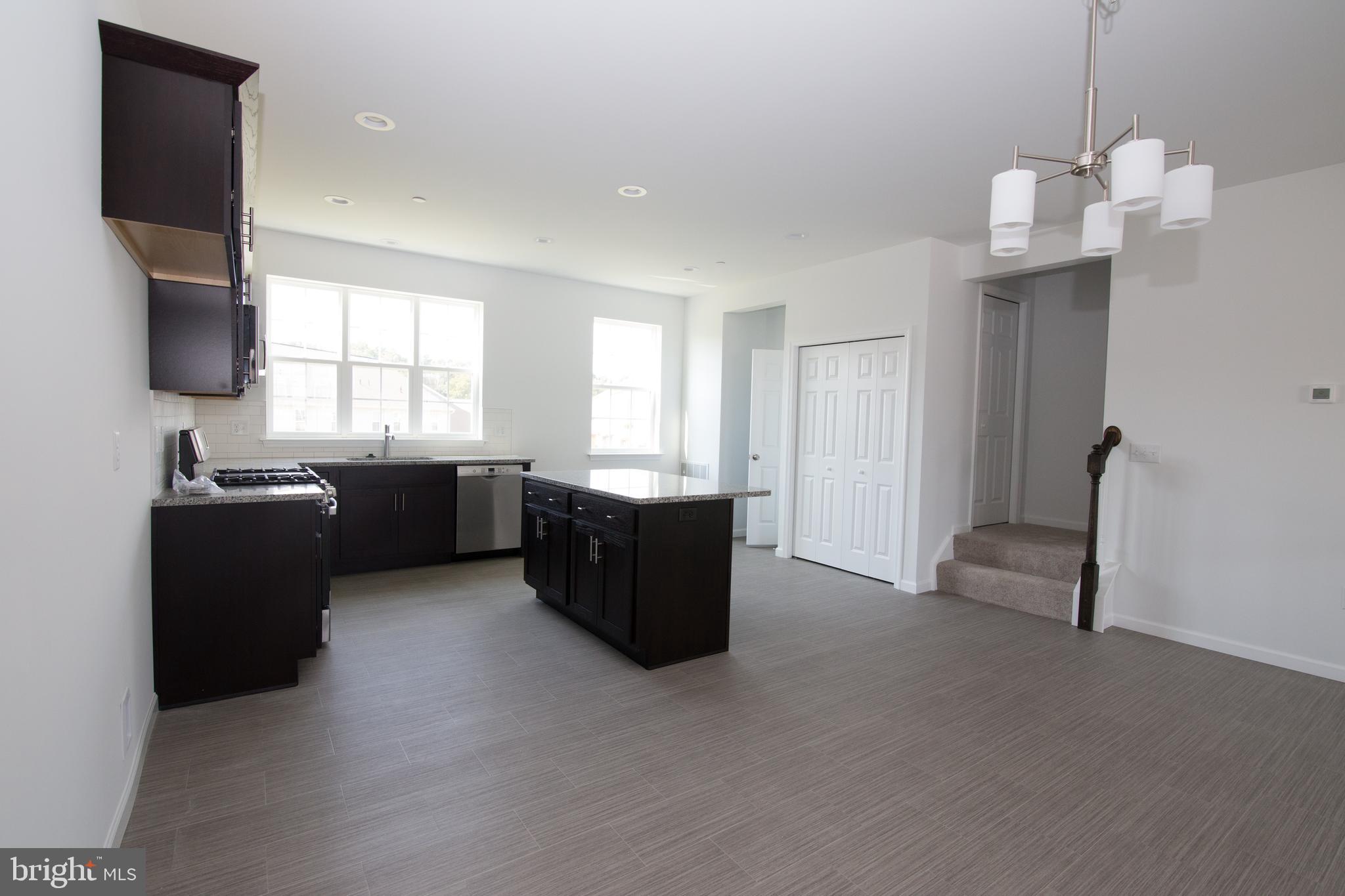 HANBURY COURT - Residential Lease