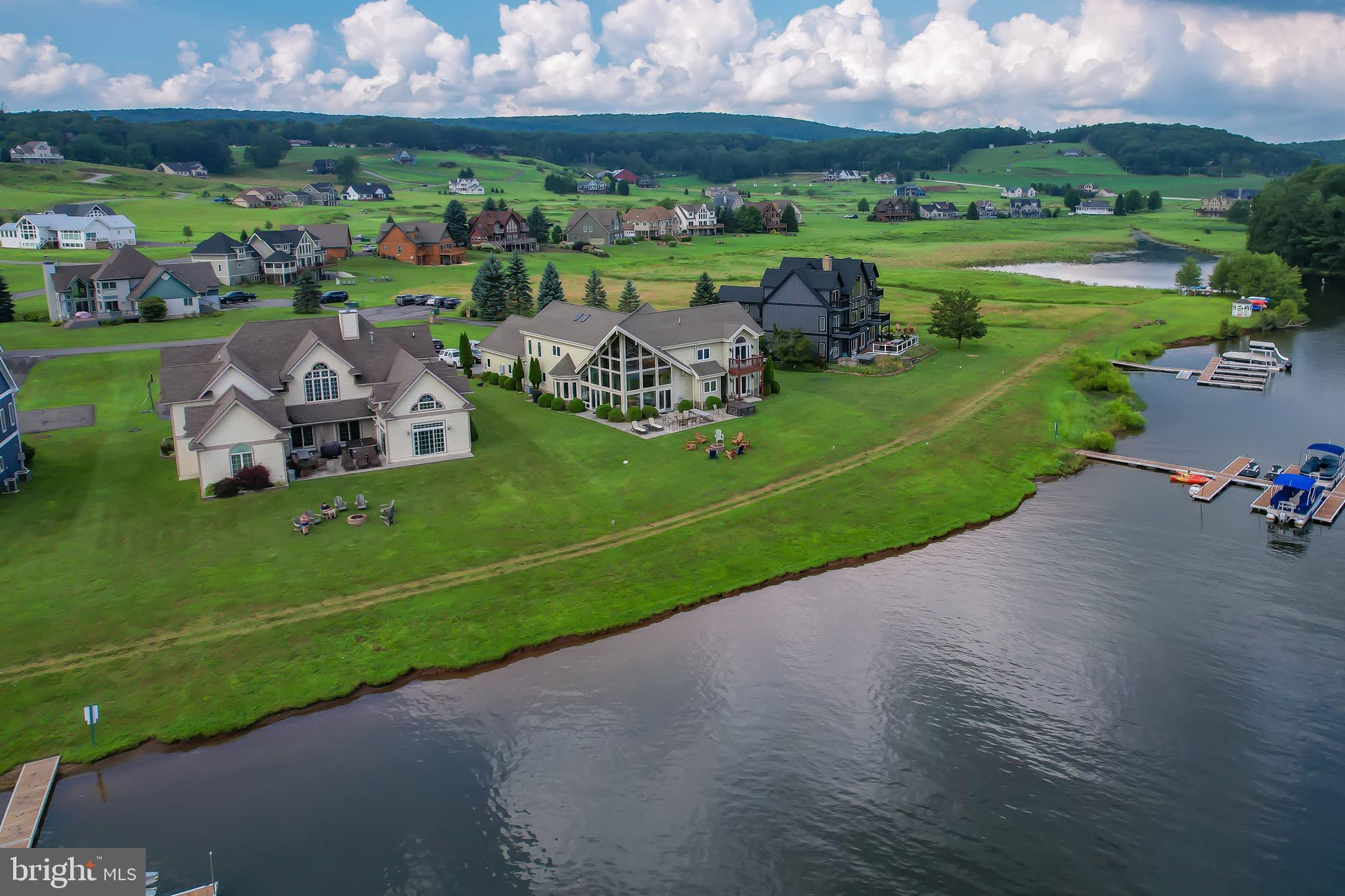 WATERFRONT GREENS - Residential