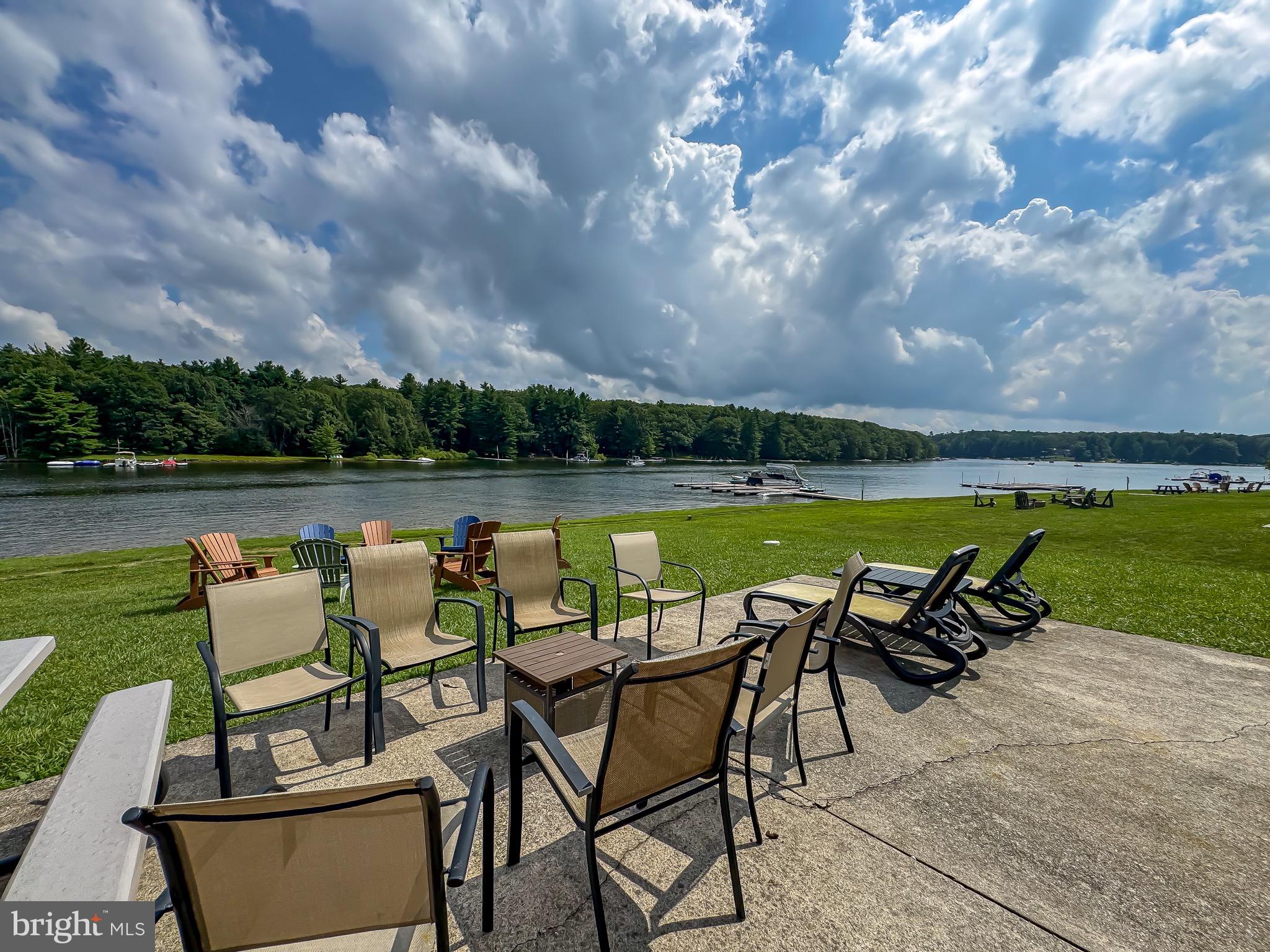 WATERFRONT GREENS - Residential