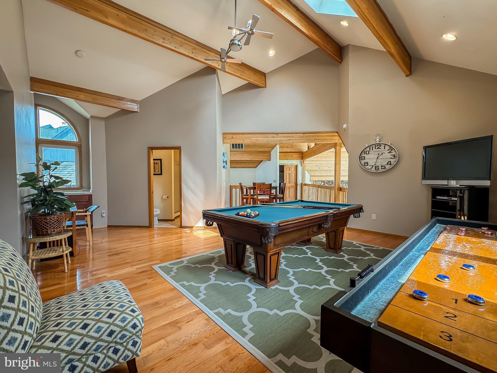 WATERFRONT GREENS - Residential