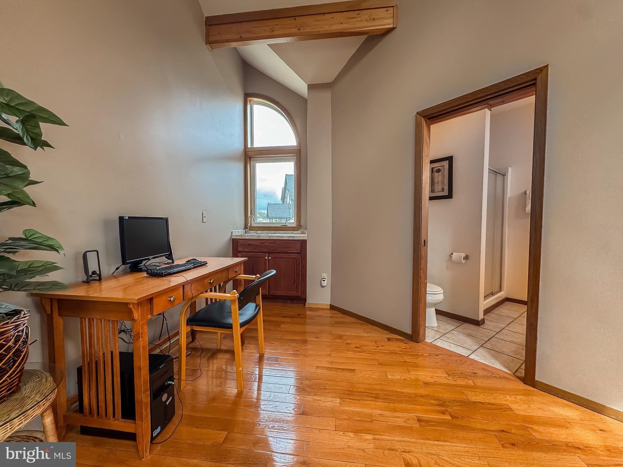 WATERFRONT GREENS - Residential