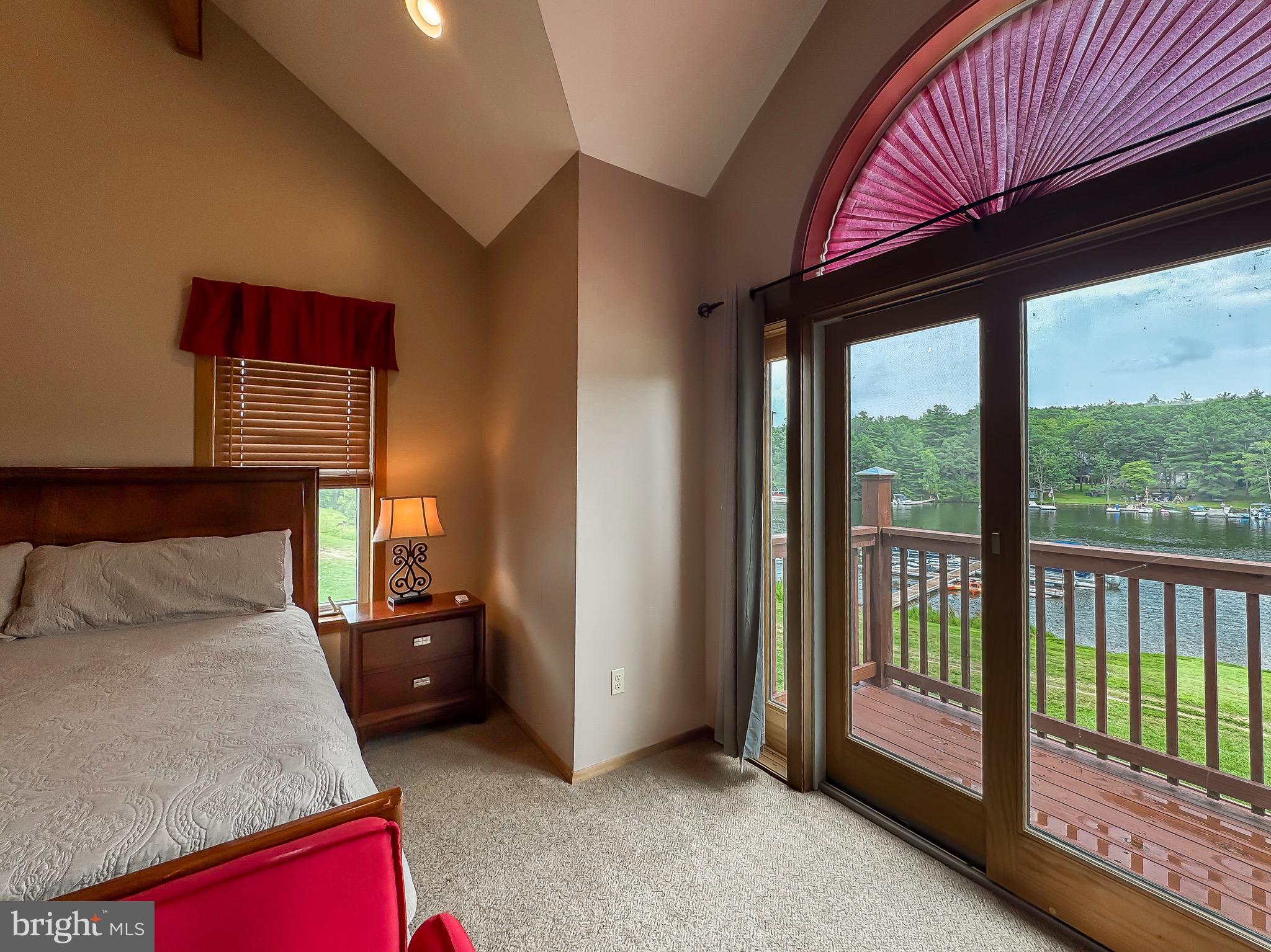 WATERFRONT GREENS - Residential