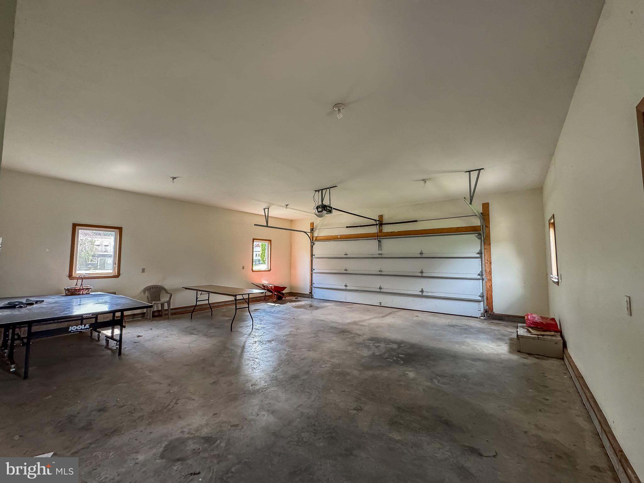 WATERFRONT GREENS - Residential