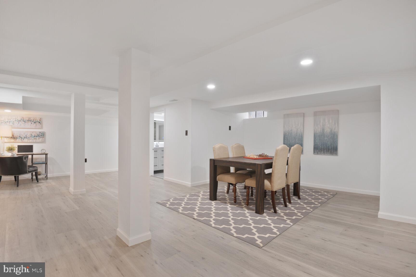 PT ROCKVILLE TWN RES 1 - Residential