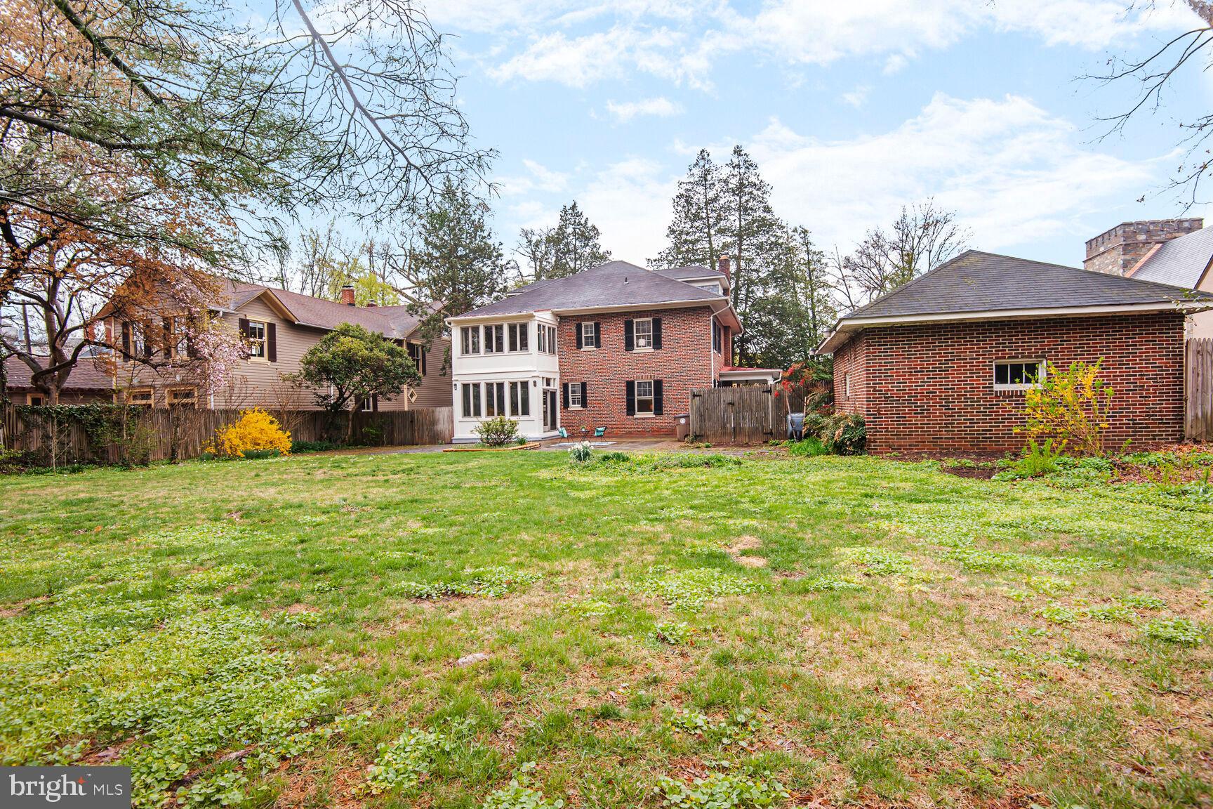 PT ROCKVILLE TWN RES 1 - Residential